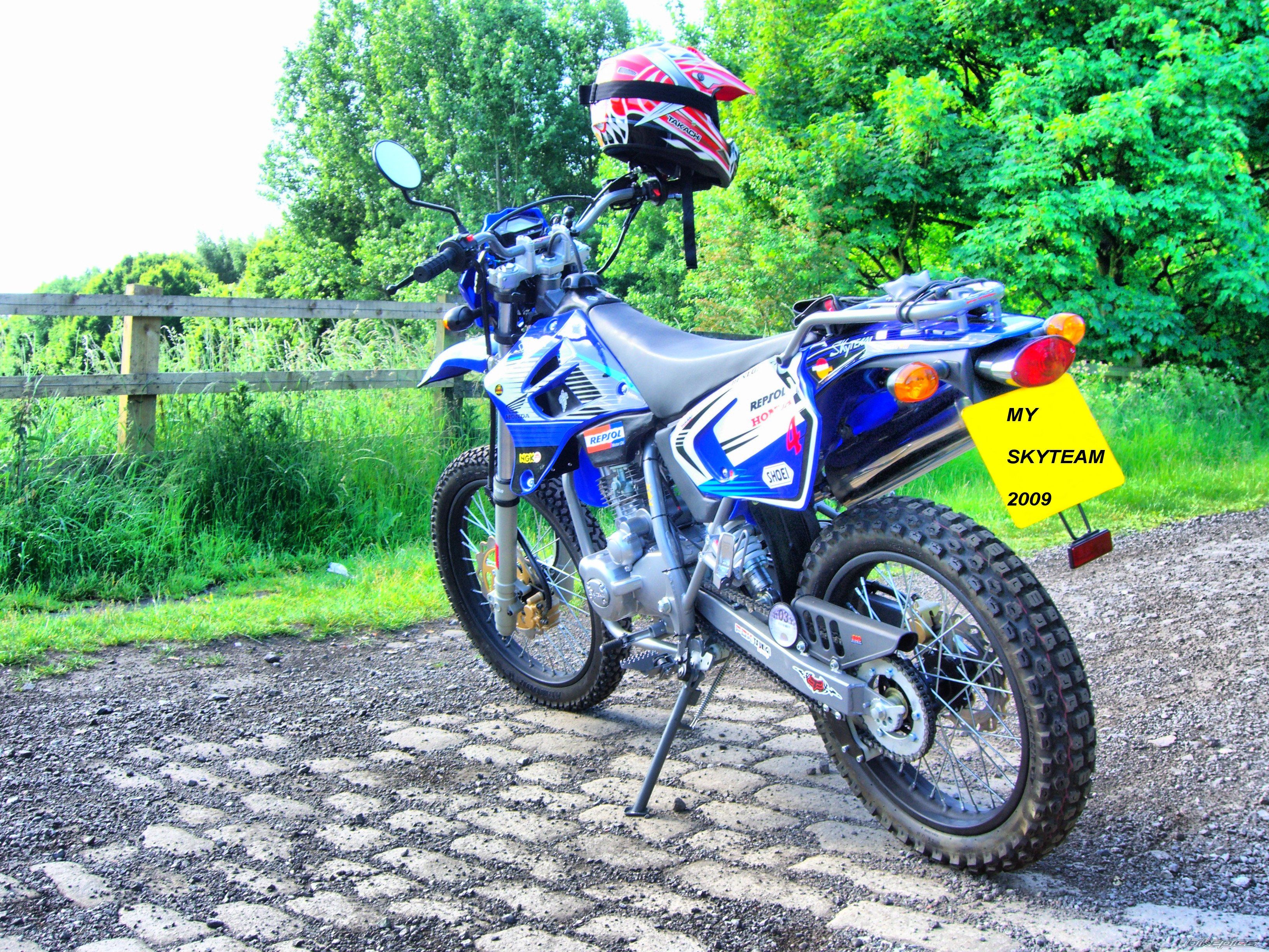 Photo 1697069