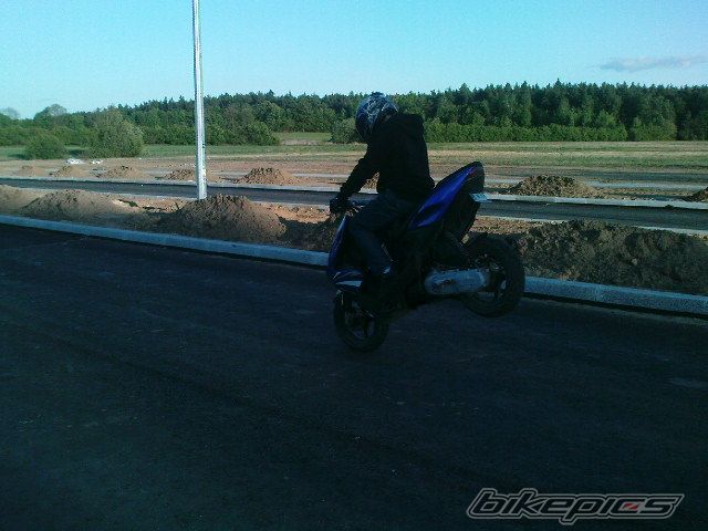 Photo 1697213