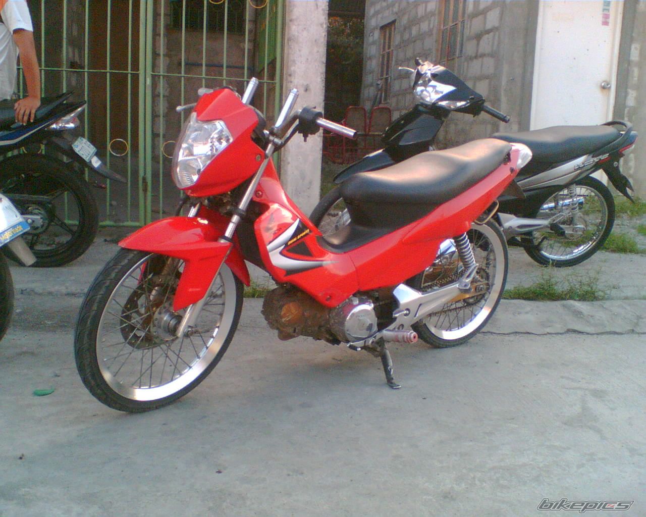 Photo 1697263
