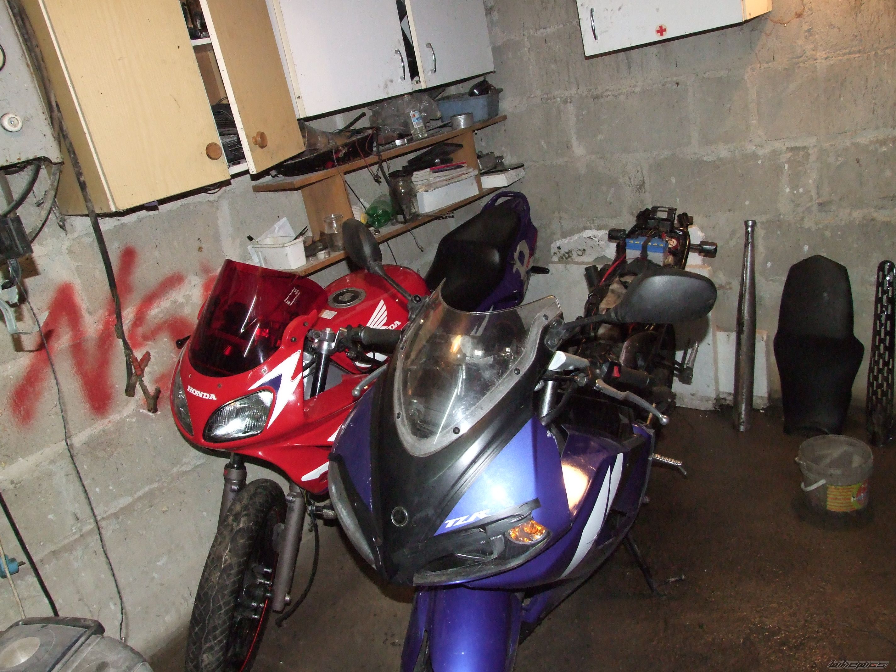 Photo 1697325