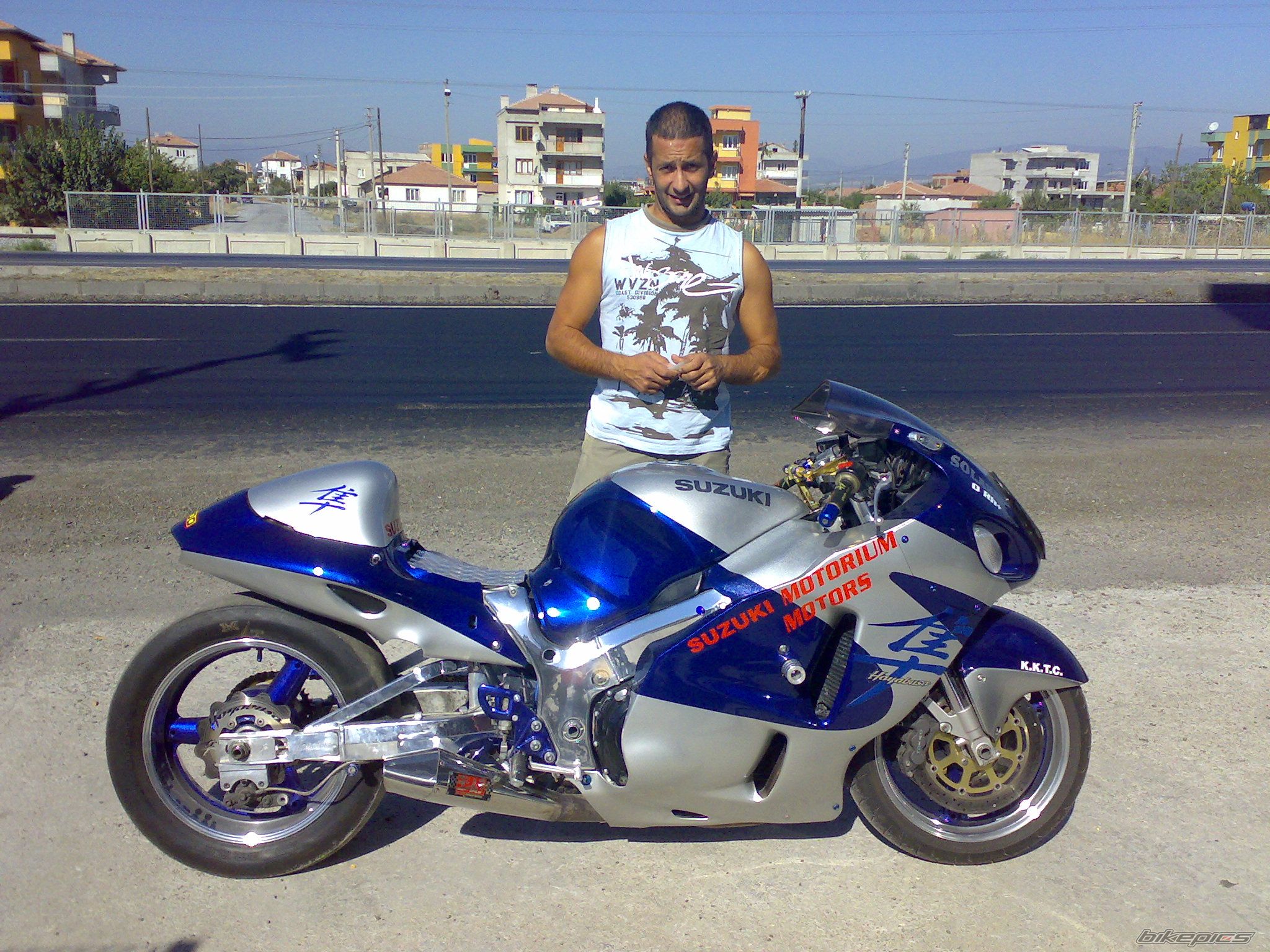 Bike Photo 1697378