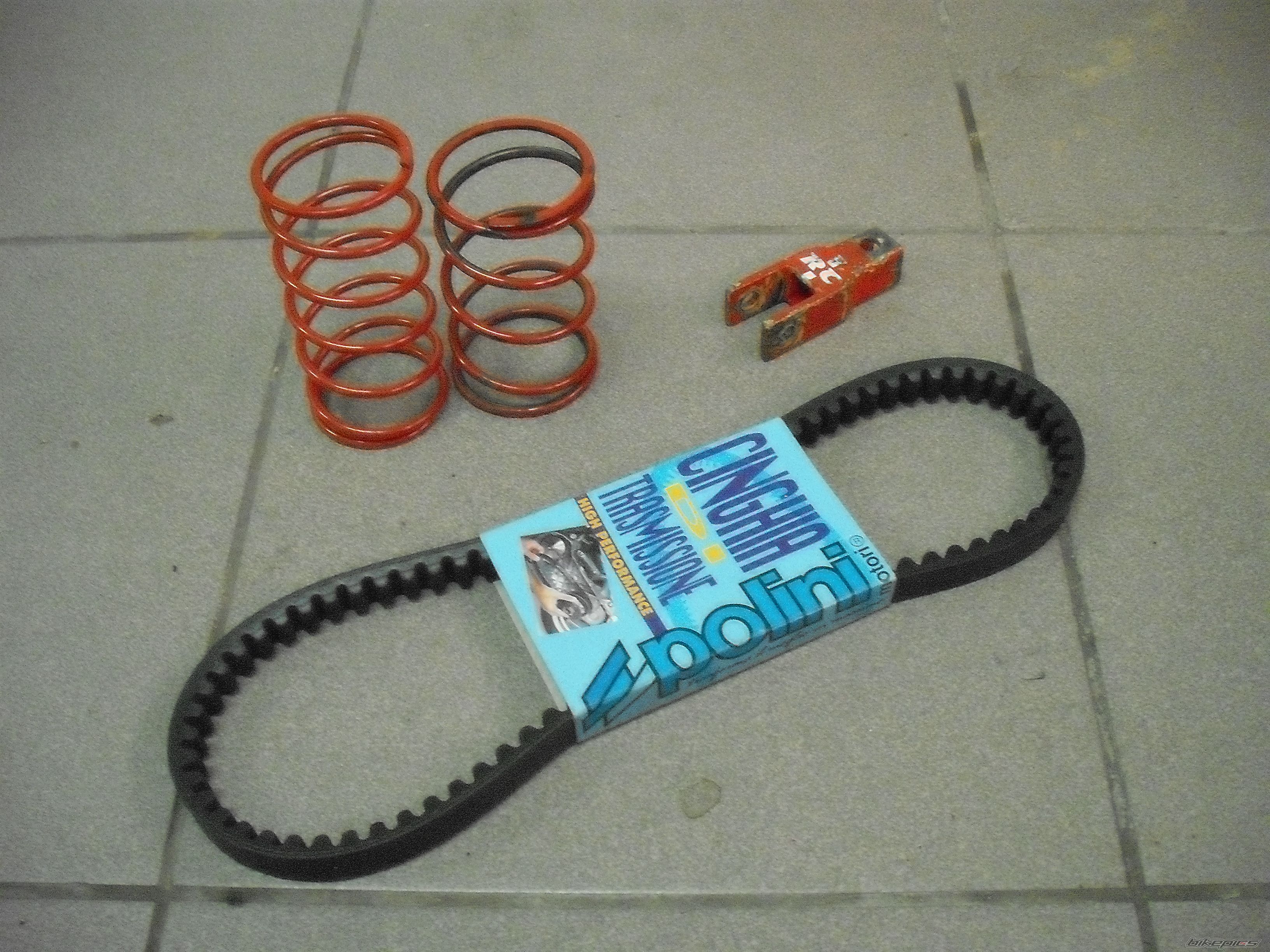 Photo 1697419