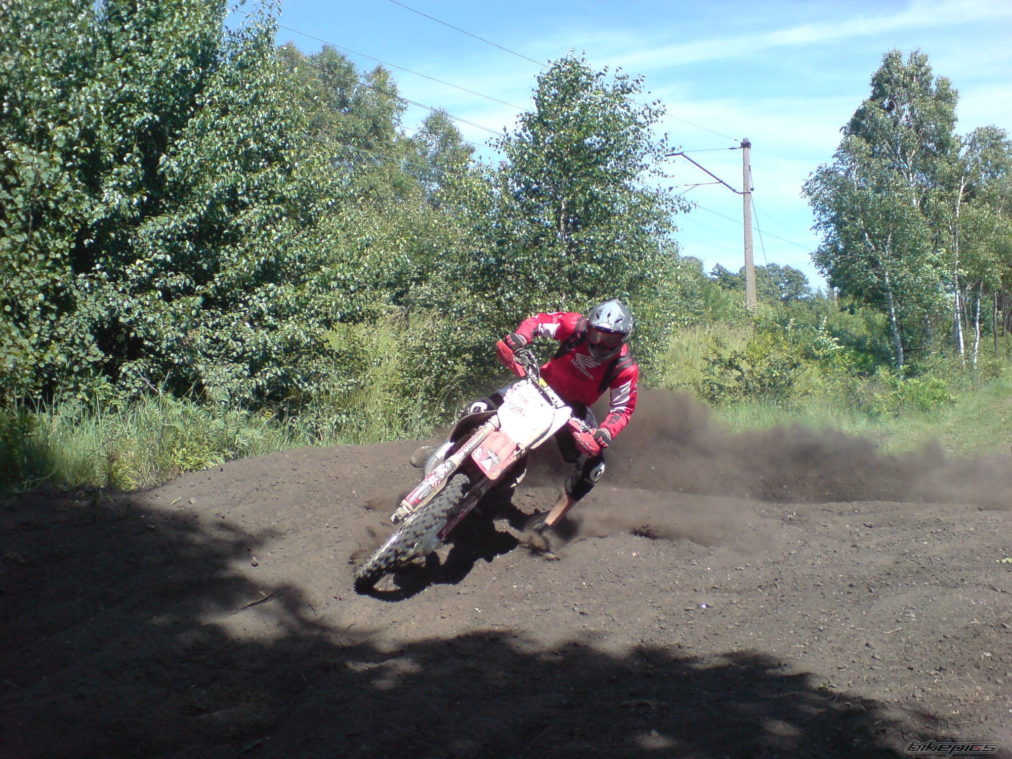 Bike Photo 1697536
