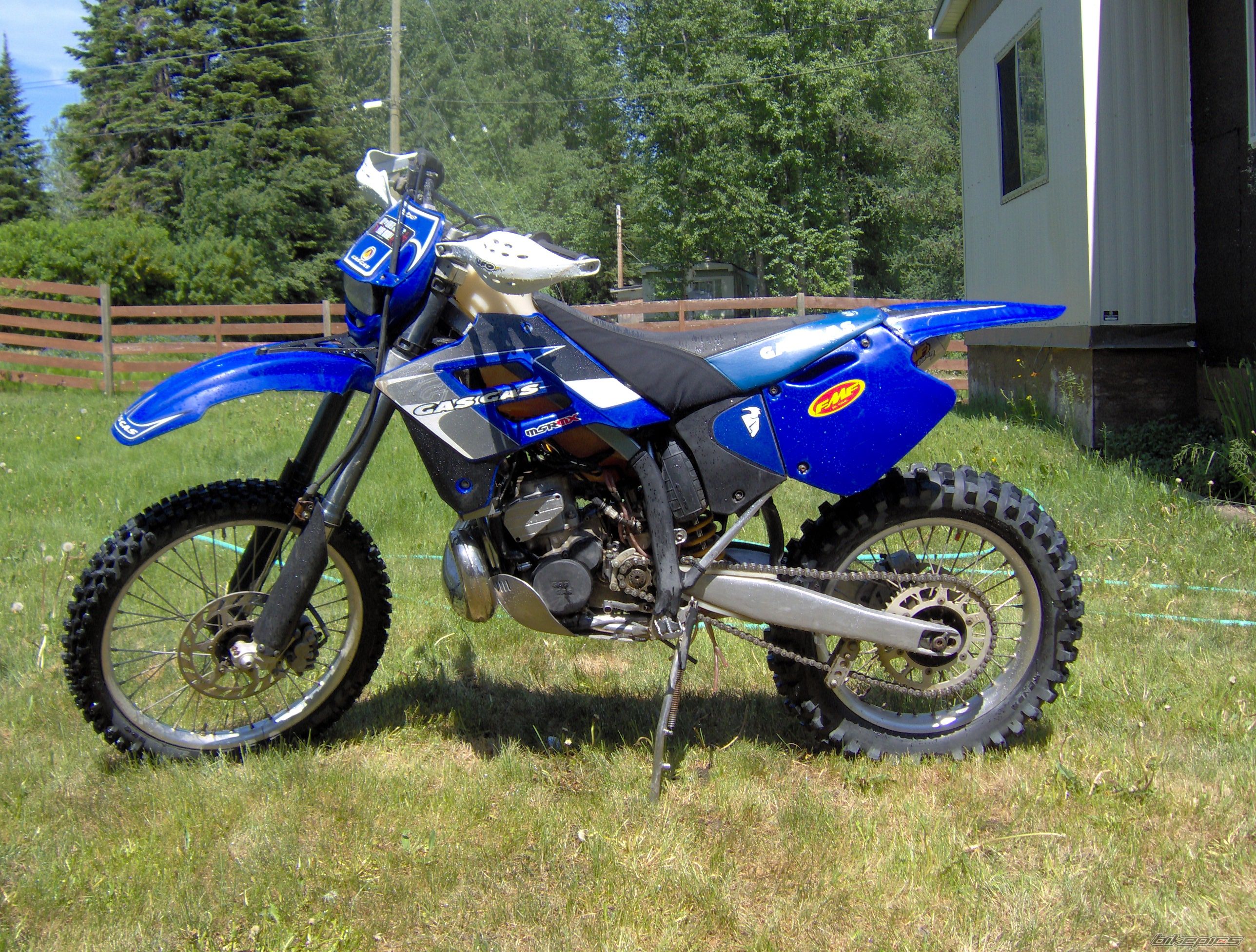 Photo 1697663