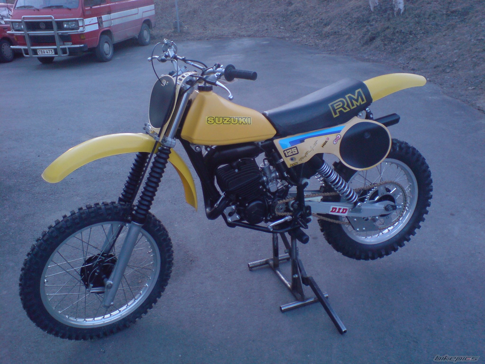 Bike Photo 1697675