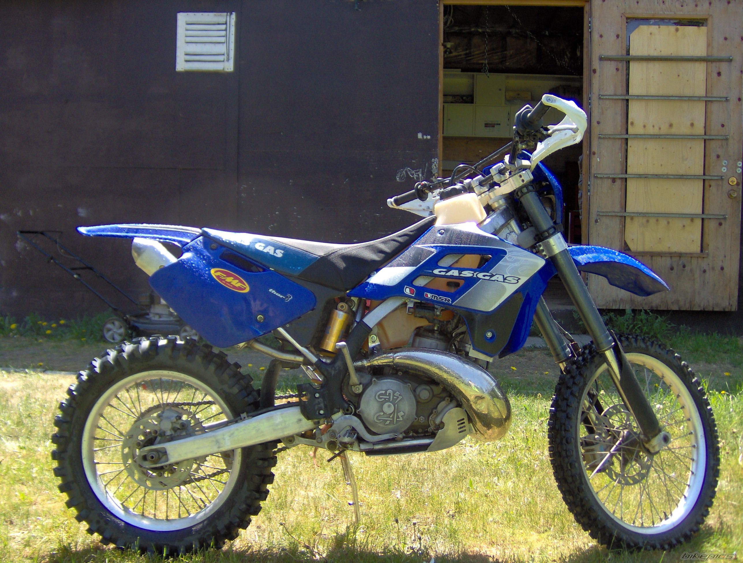 Photo 1697679