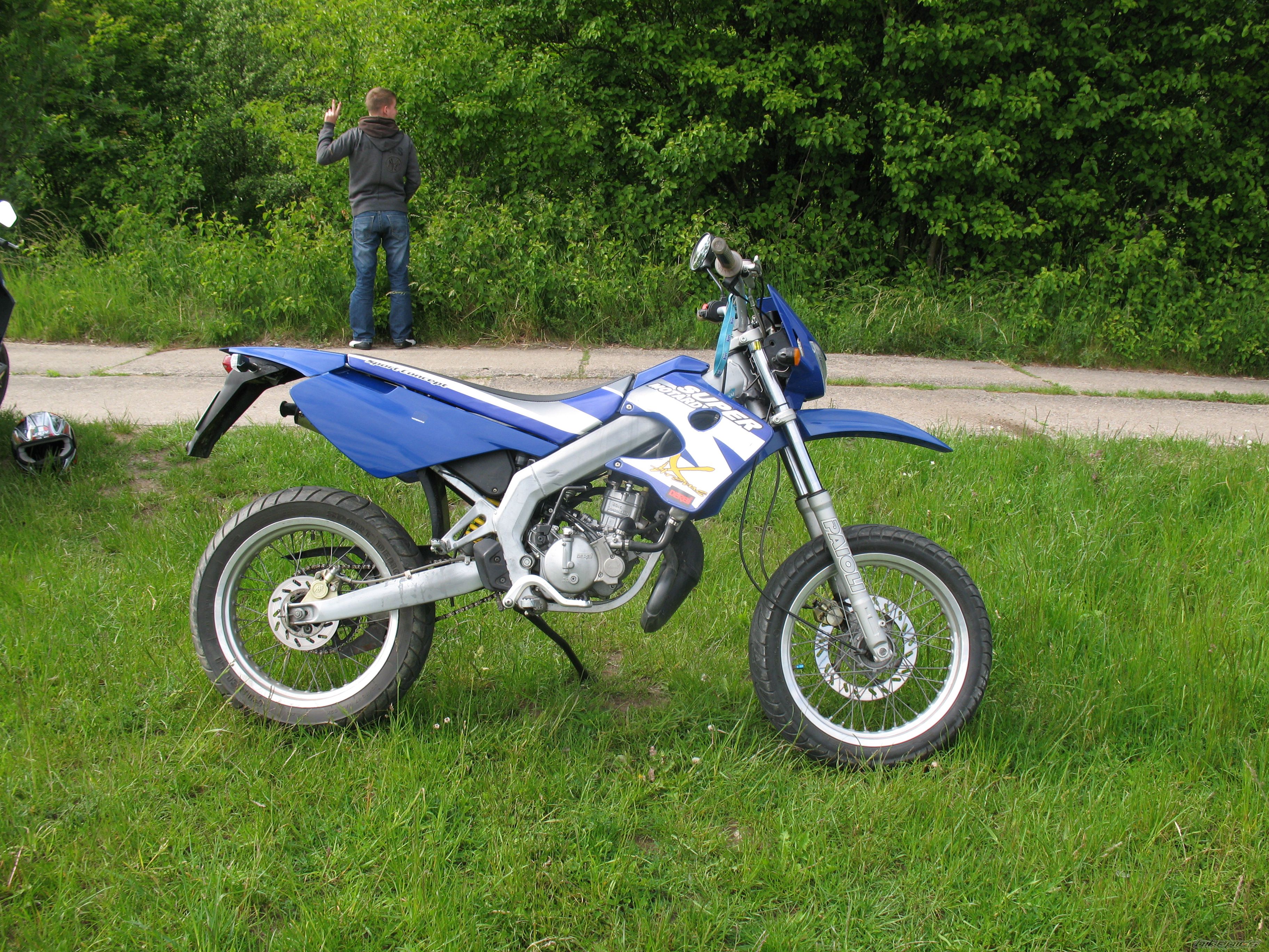 Photo 1697732