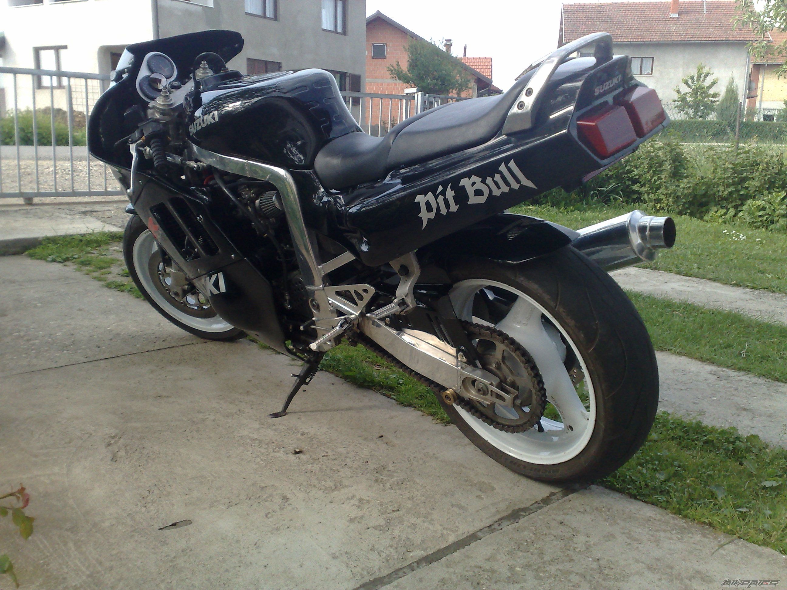 Photo 1697736
