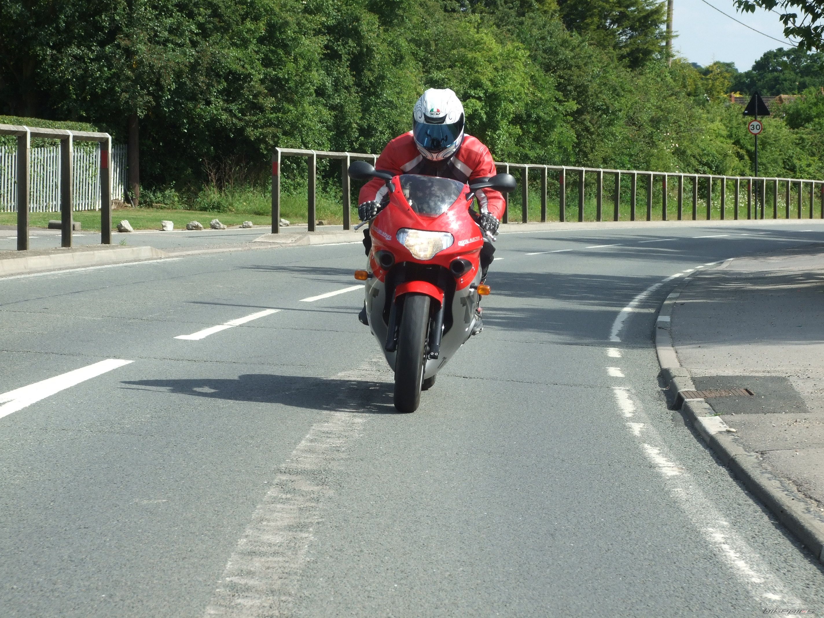 Bike Photo 1697786
