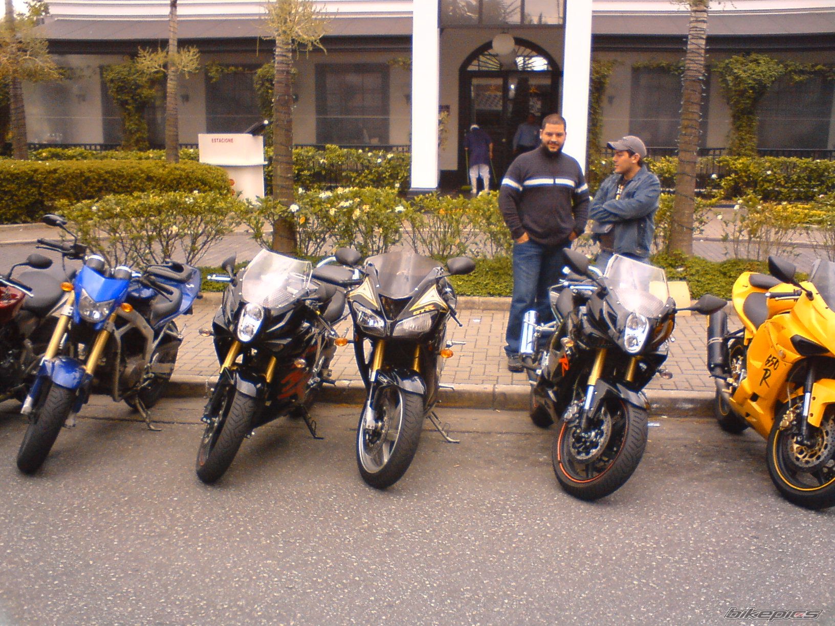 Photo 1697923