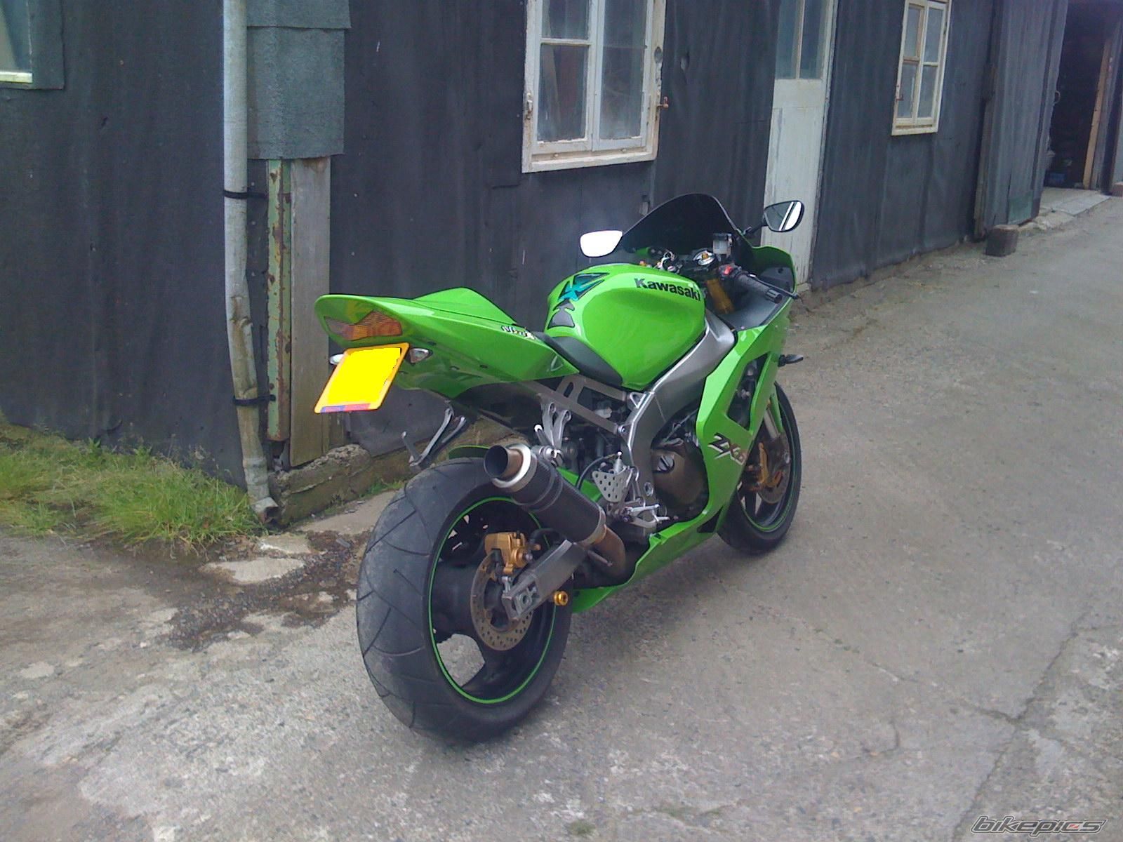 Photo 1698169