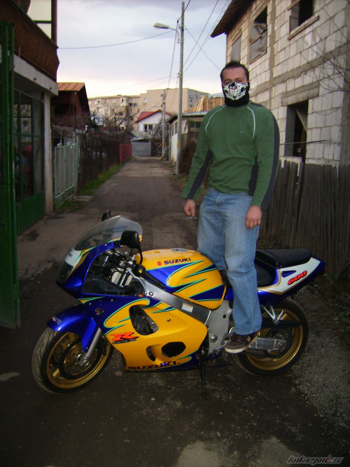 Bike Photo 1698177