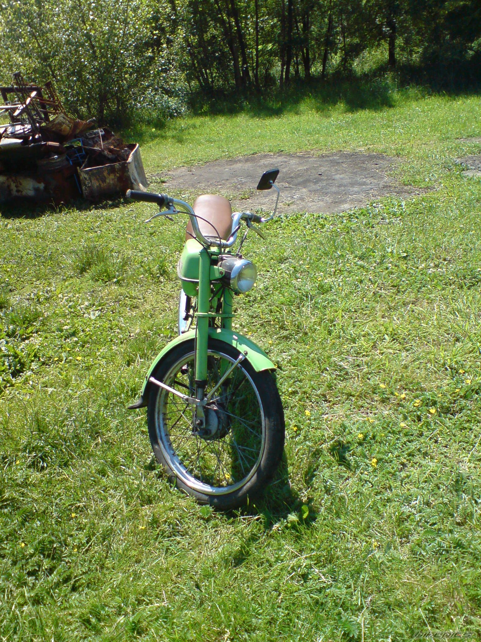 Photo 1698188
