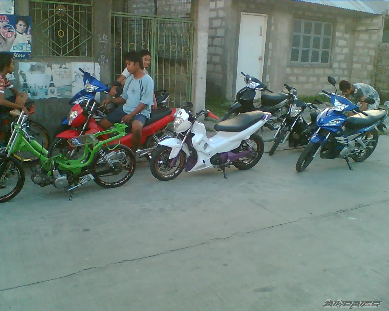 Bike Photo 1698304
