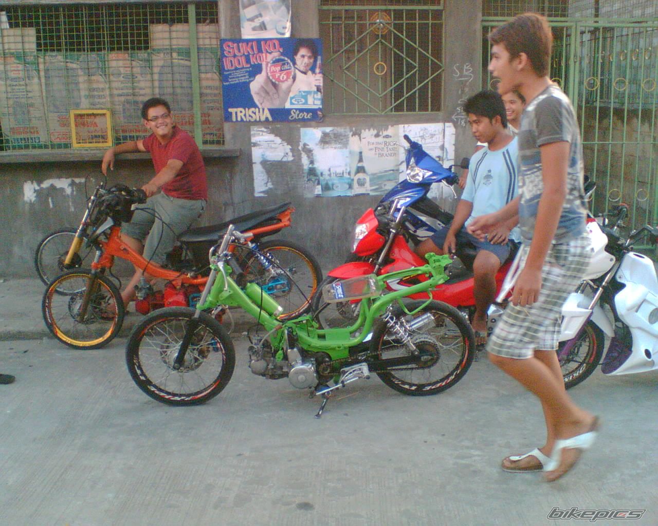 Bike Photo 1698313