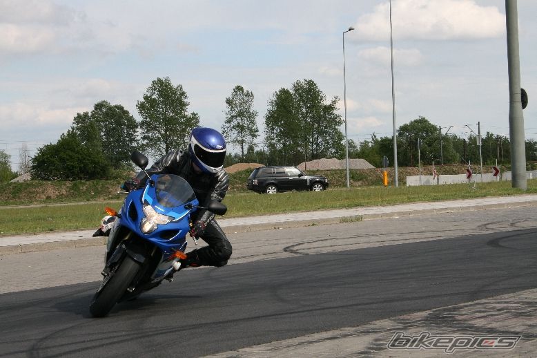 Photo 1698360