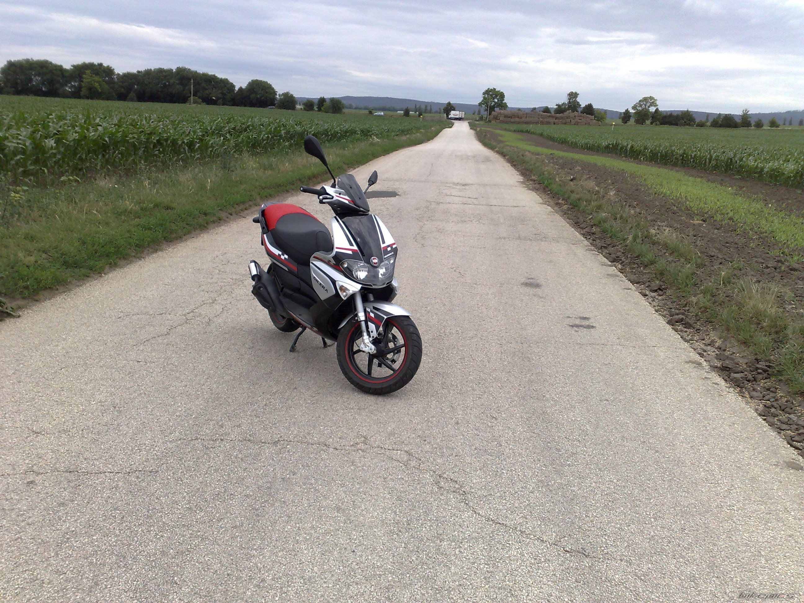 Photo 1698365