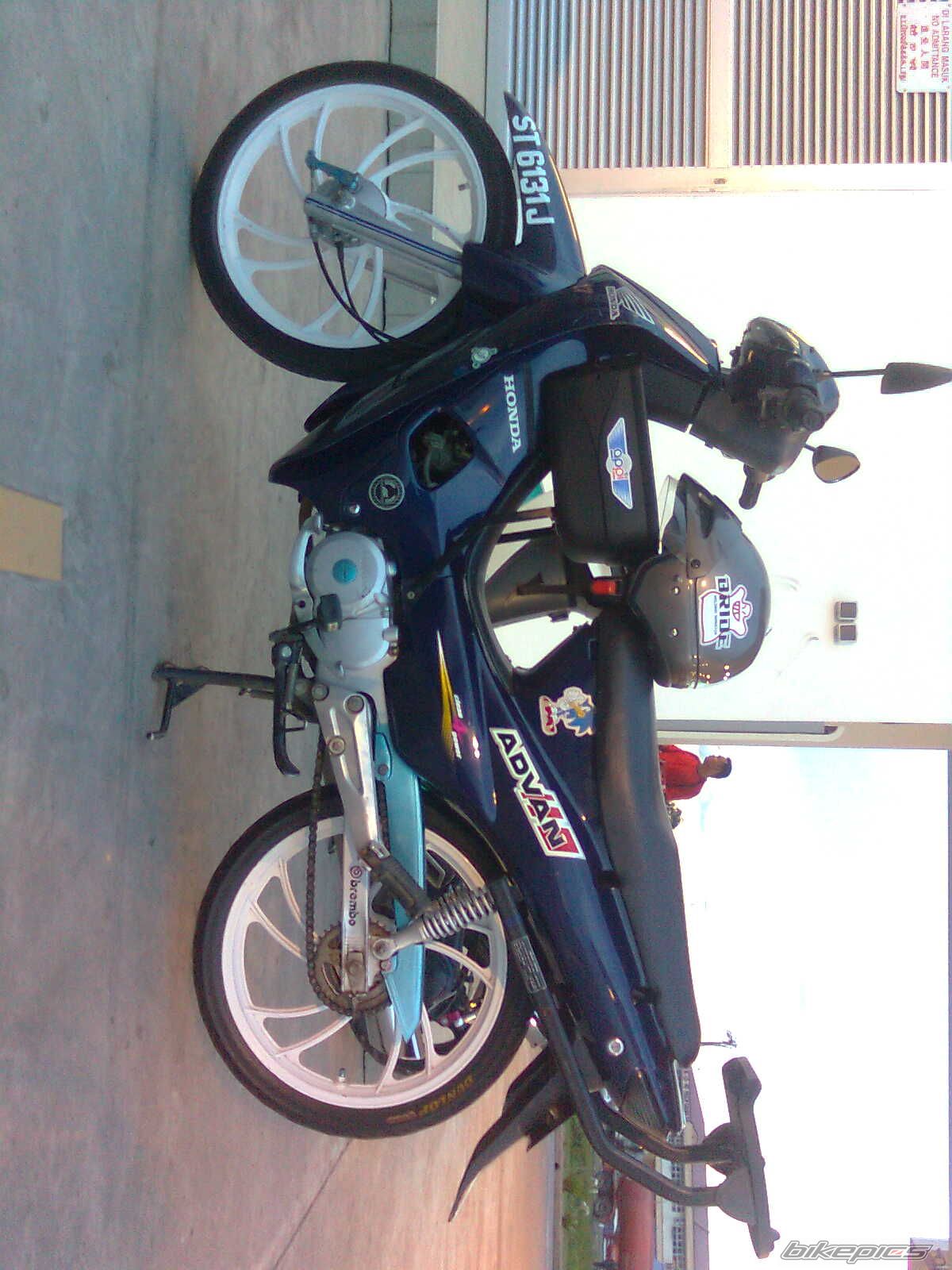 Photo 1698373