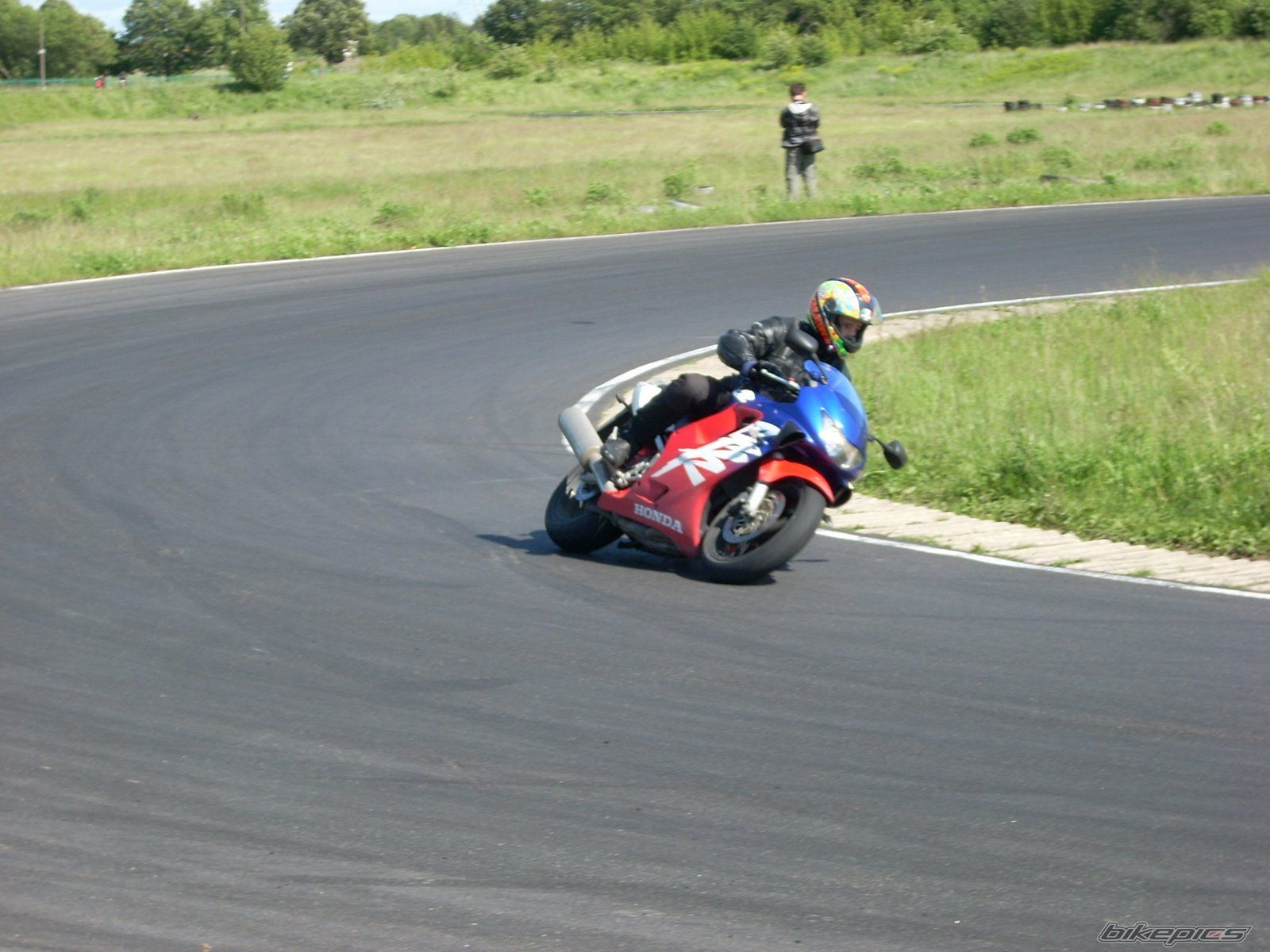 Bike Photo 1698429