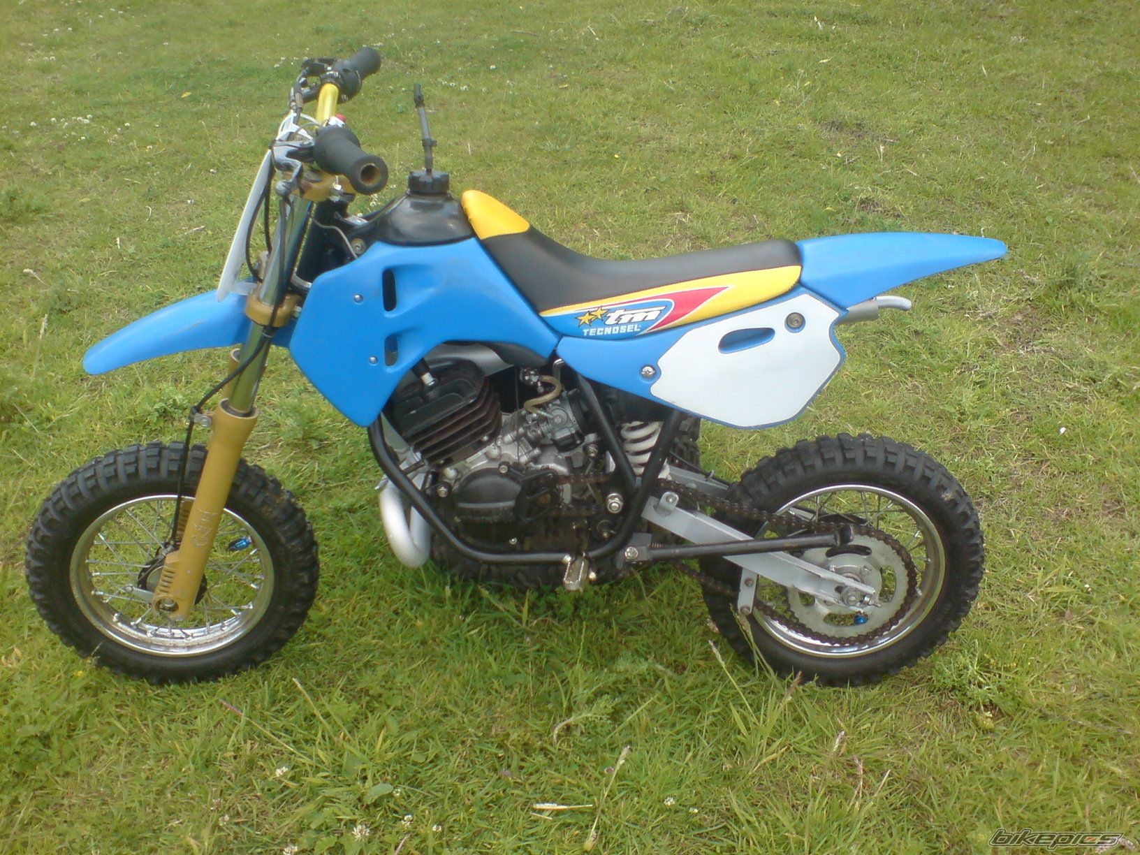 Photo 1698472