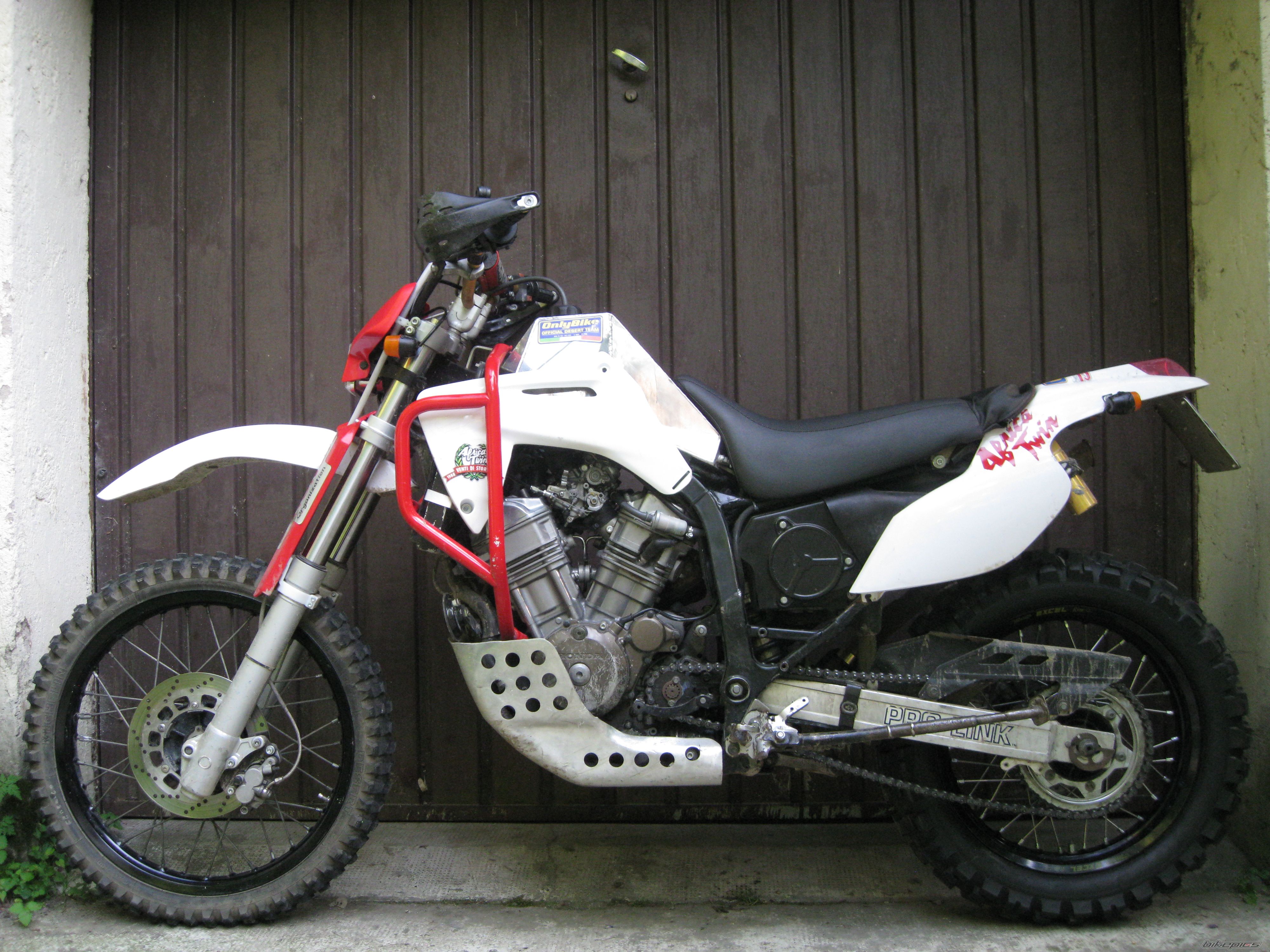 Photo 1698484