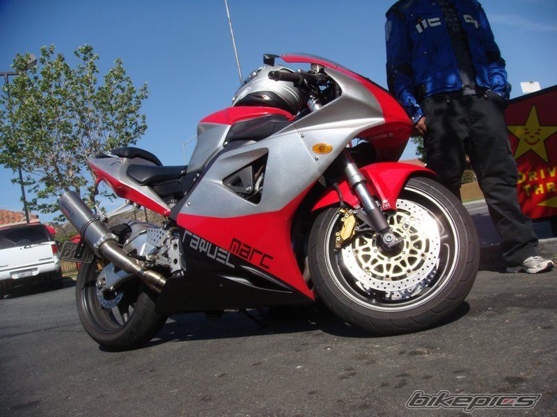 Photo 1698534