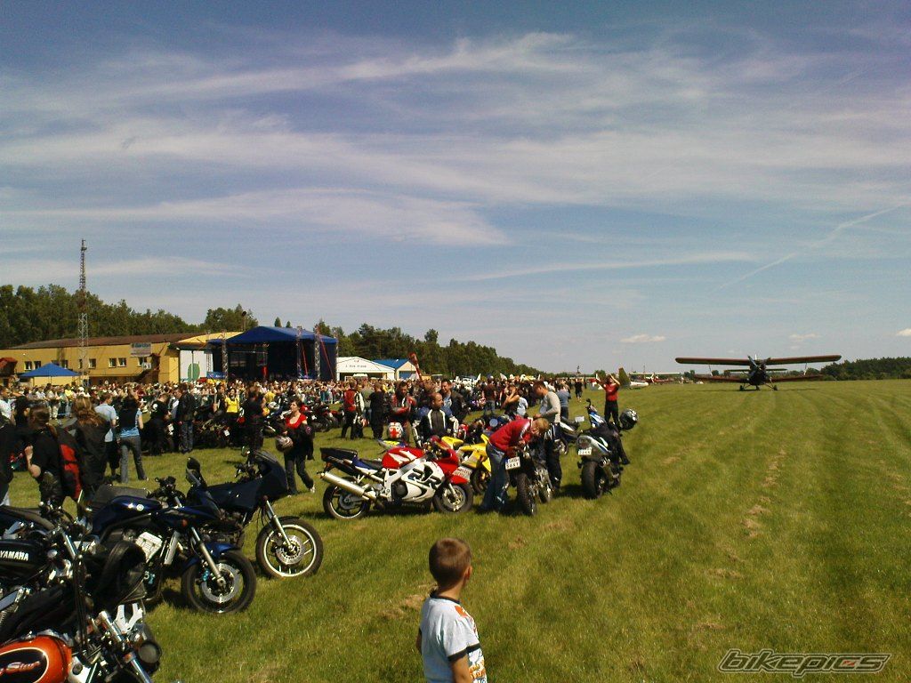 Bike Photo 1698554
