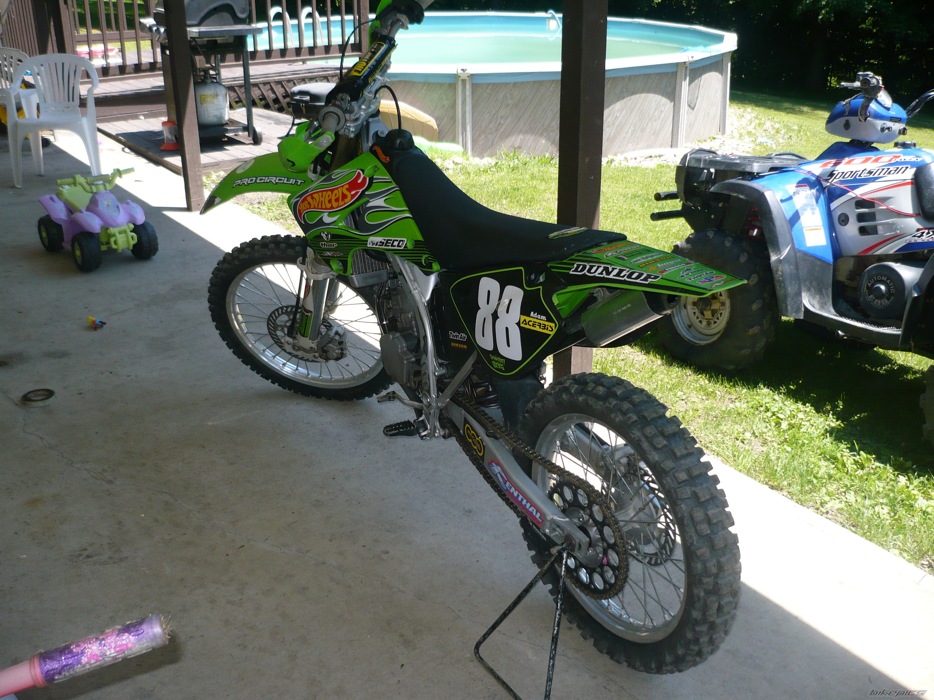 Photo 1698617