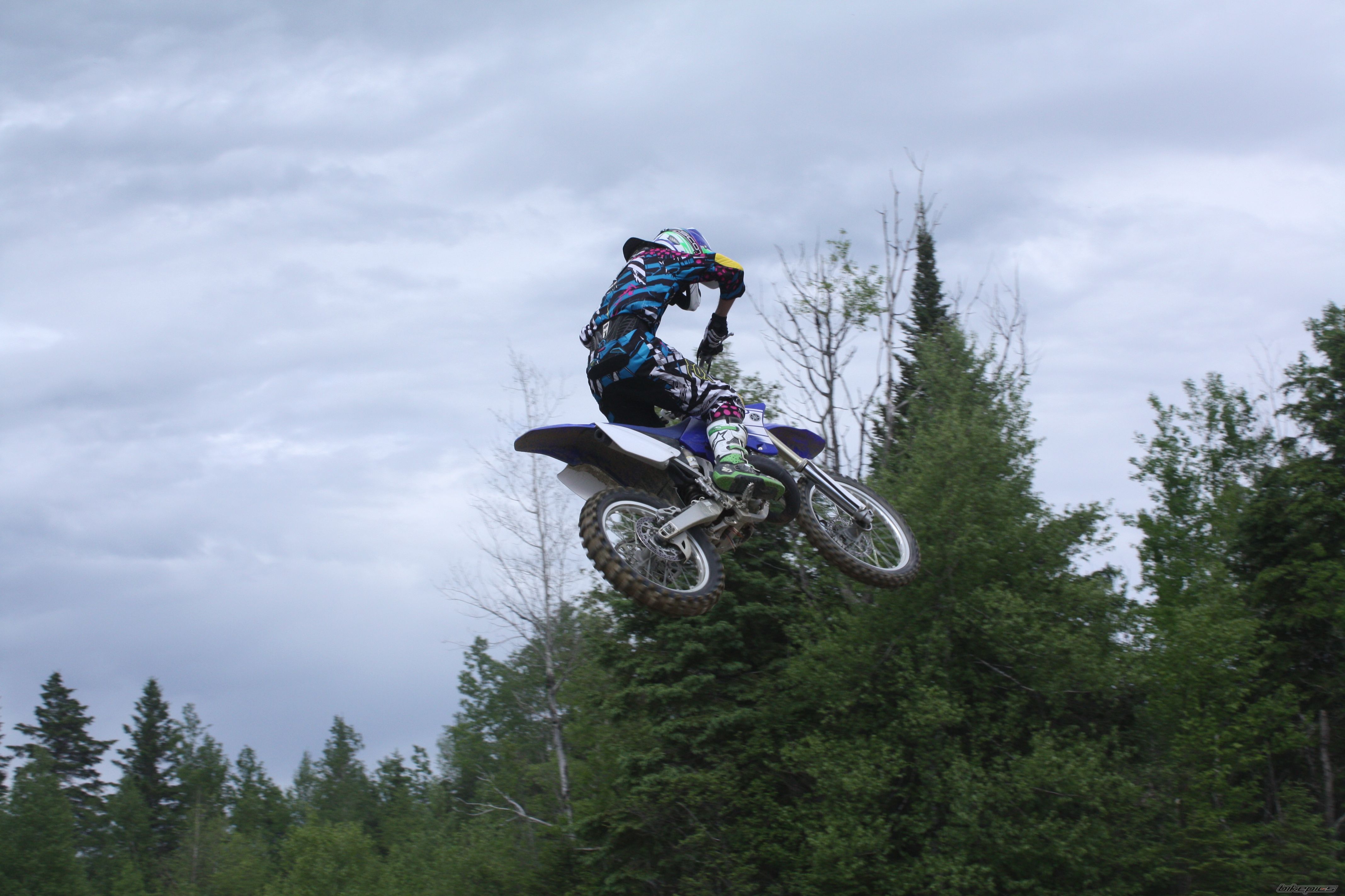 Photo 1698653