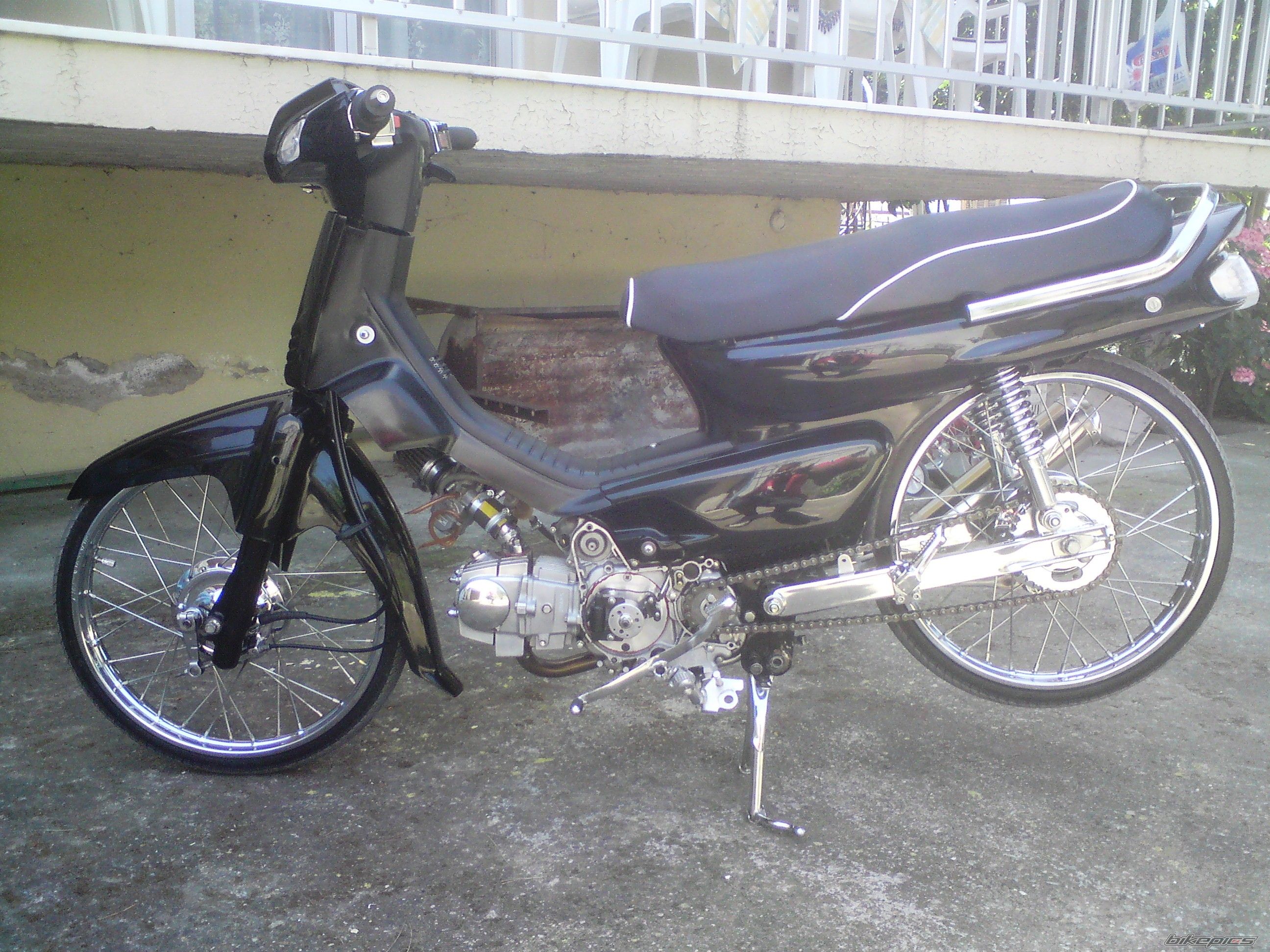 Photo 1698783