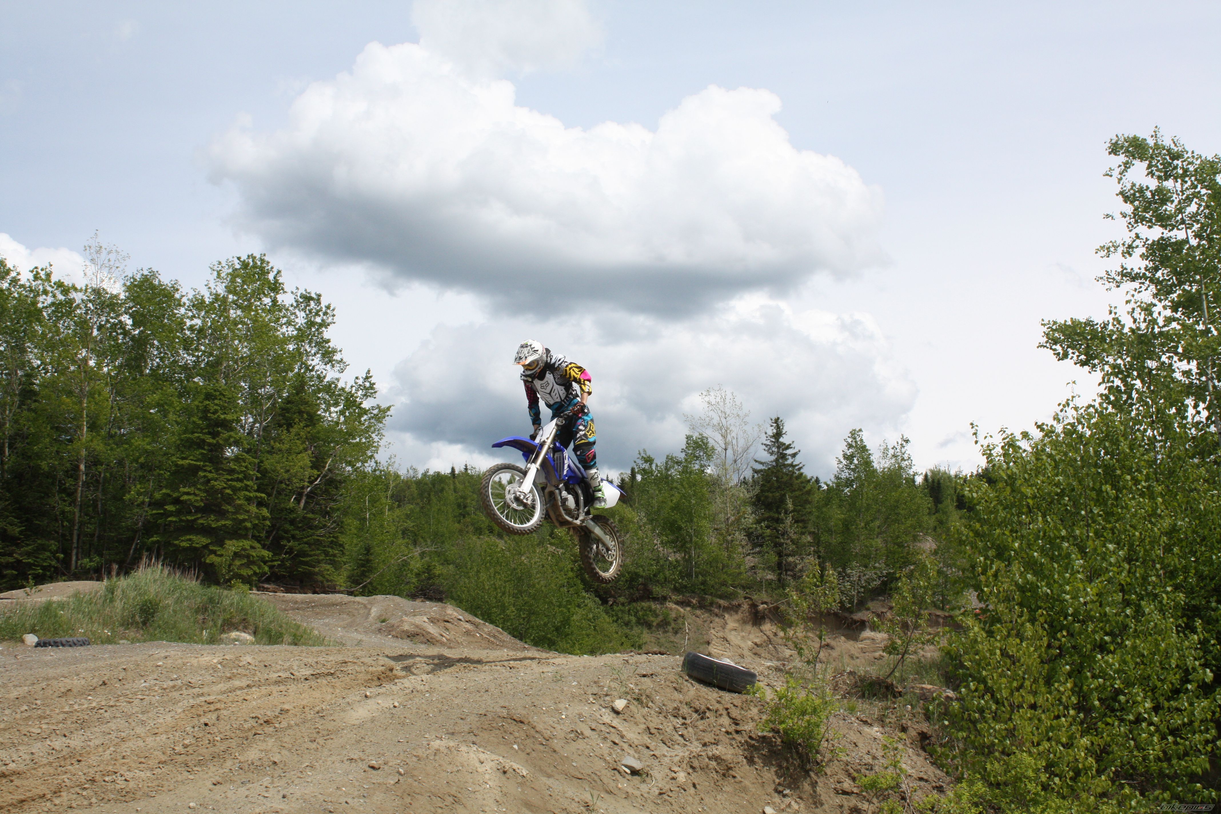 Photo 1698799