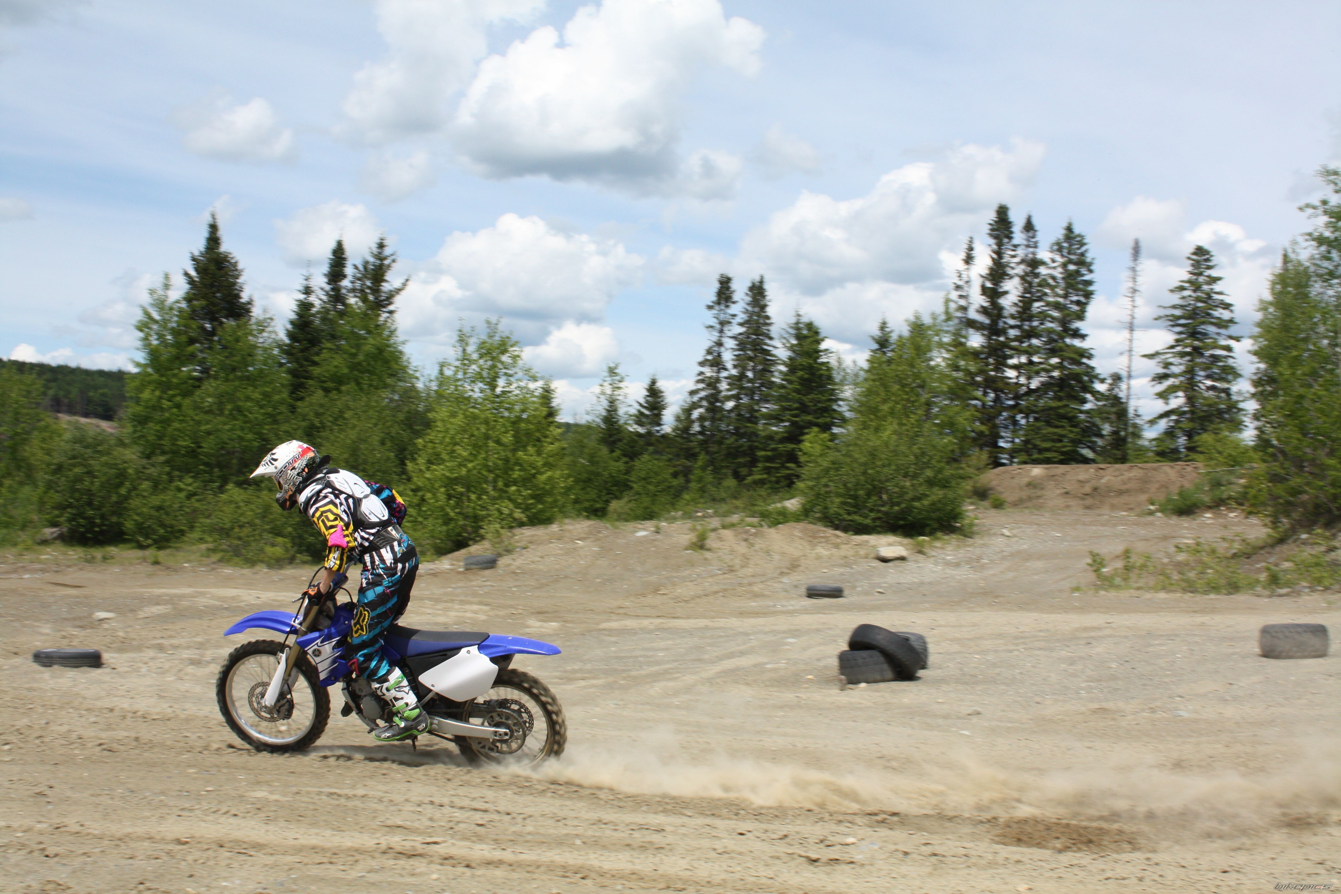 Photo 1698831