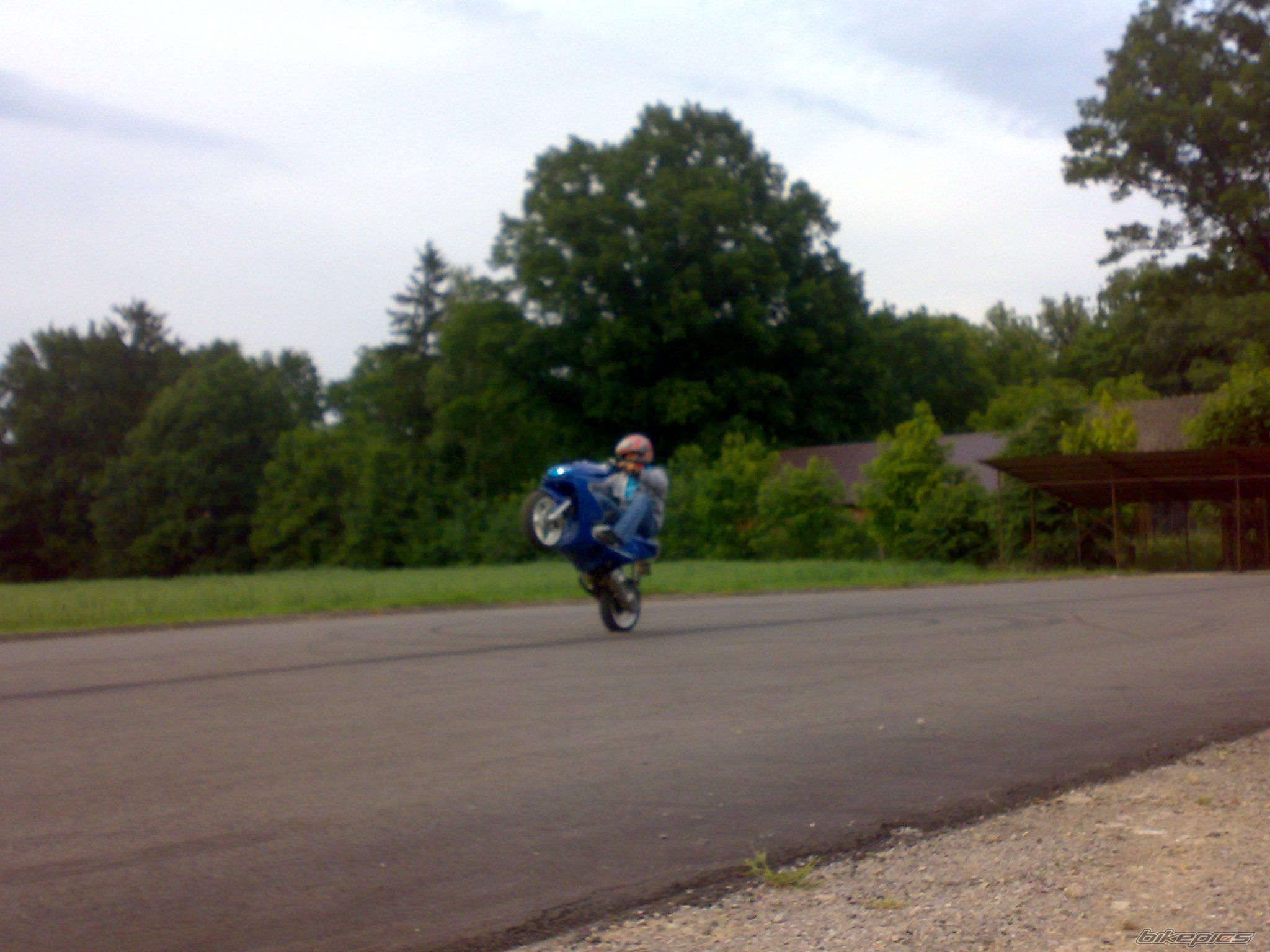 Photo 1698839