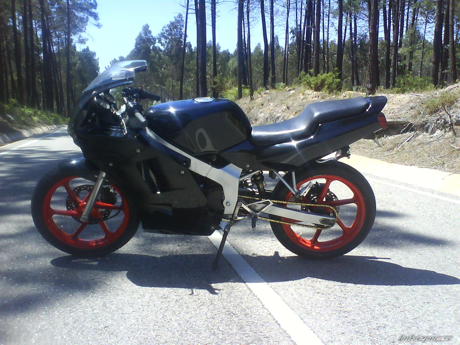 Bike Photo 1698975