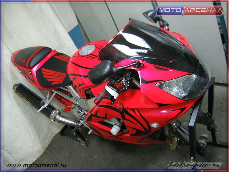 Photo 1698989