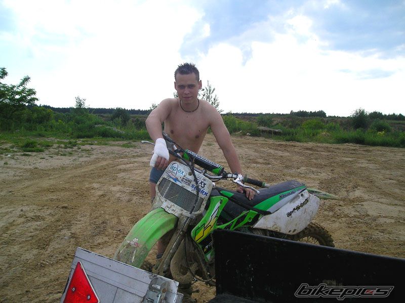Photo 1699013