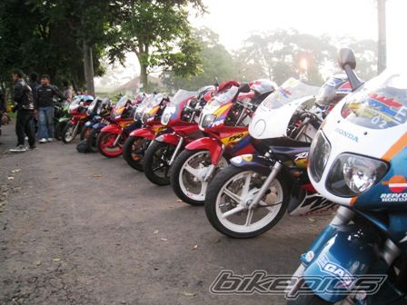 Photo 1699128