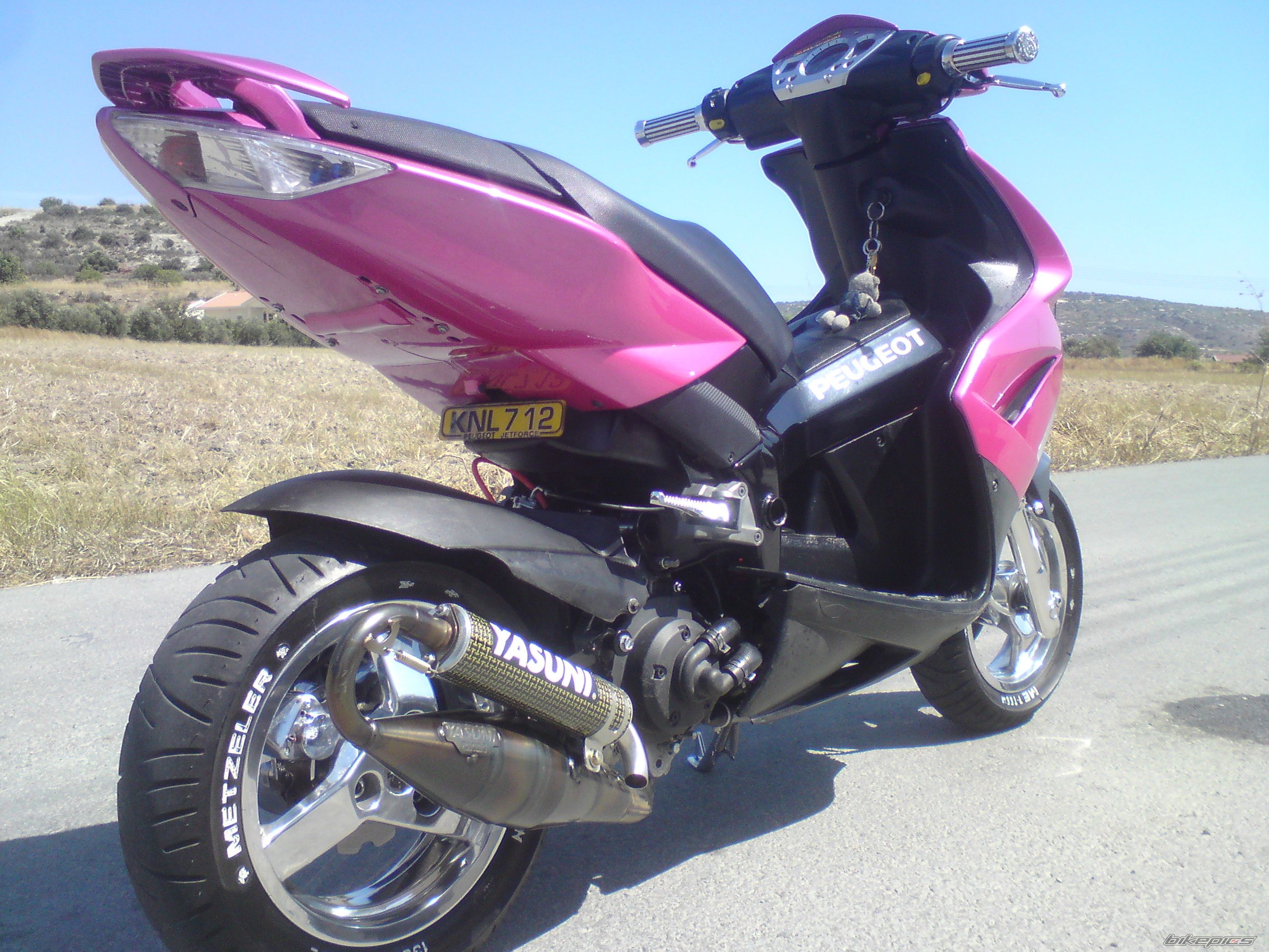 Photo 1699372
