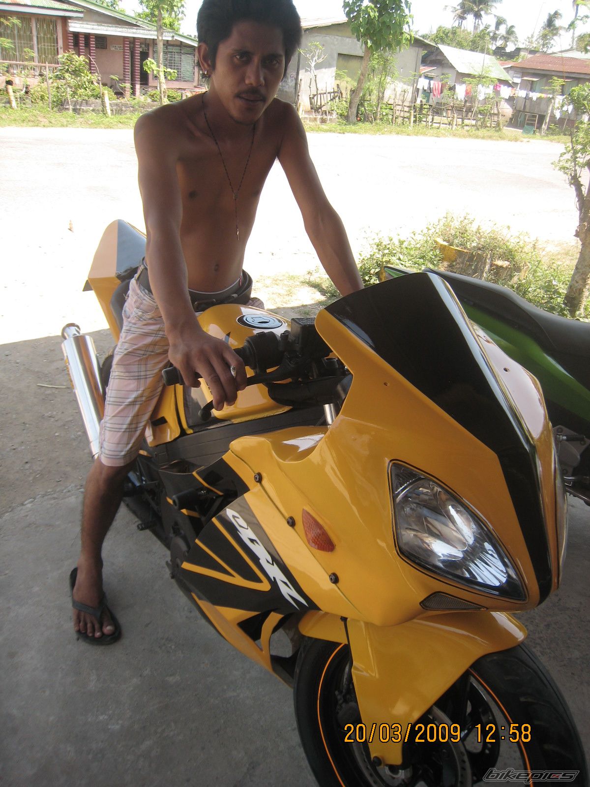 Bike Photo 1699597