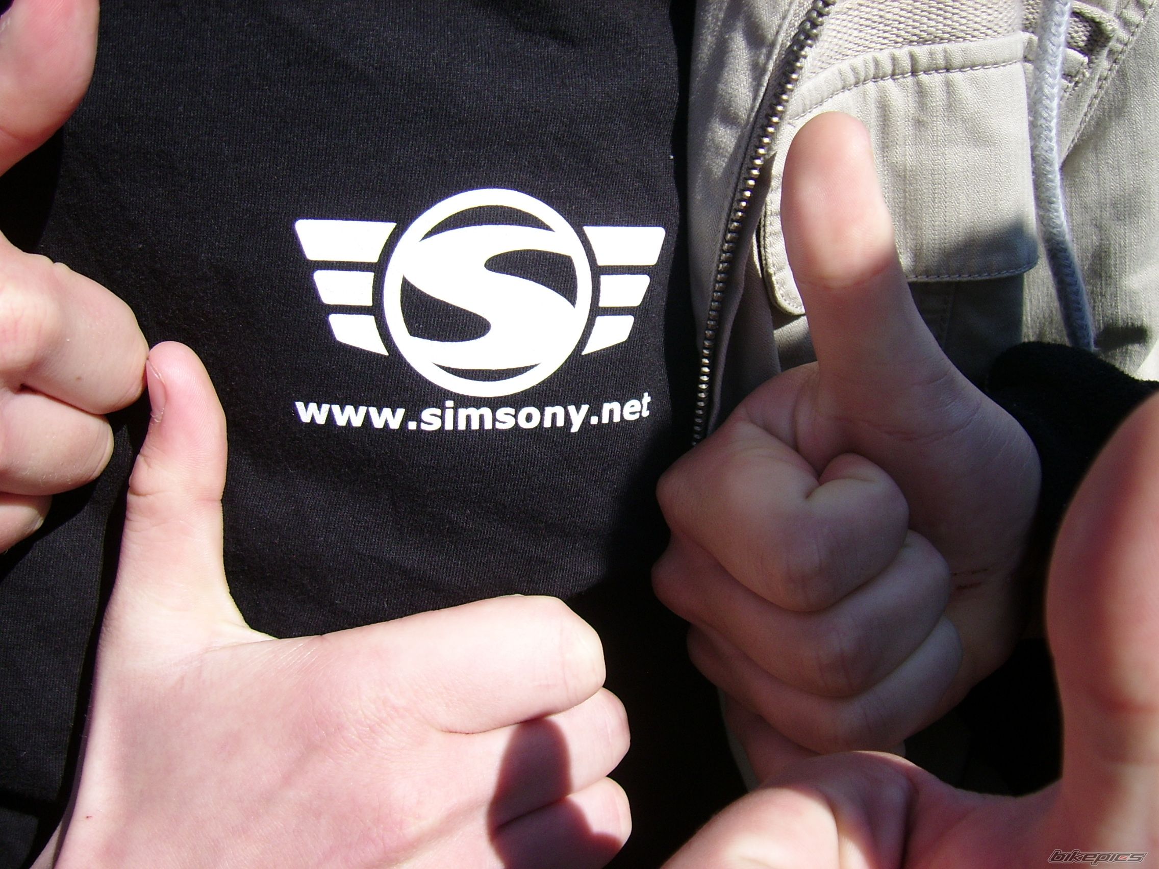 Photo 1700130