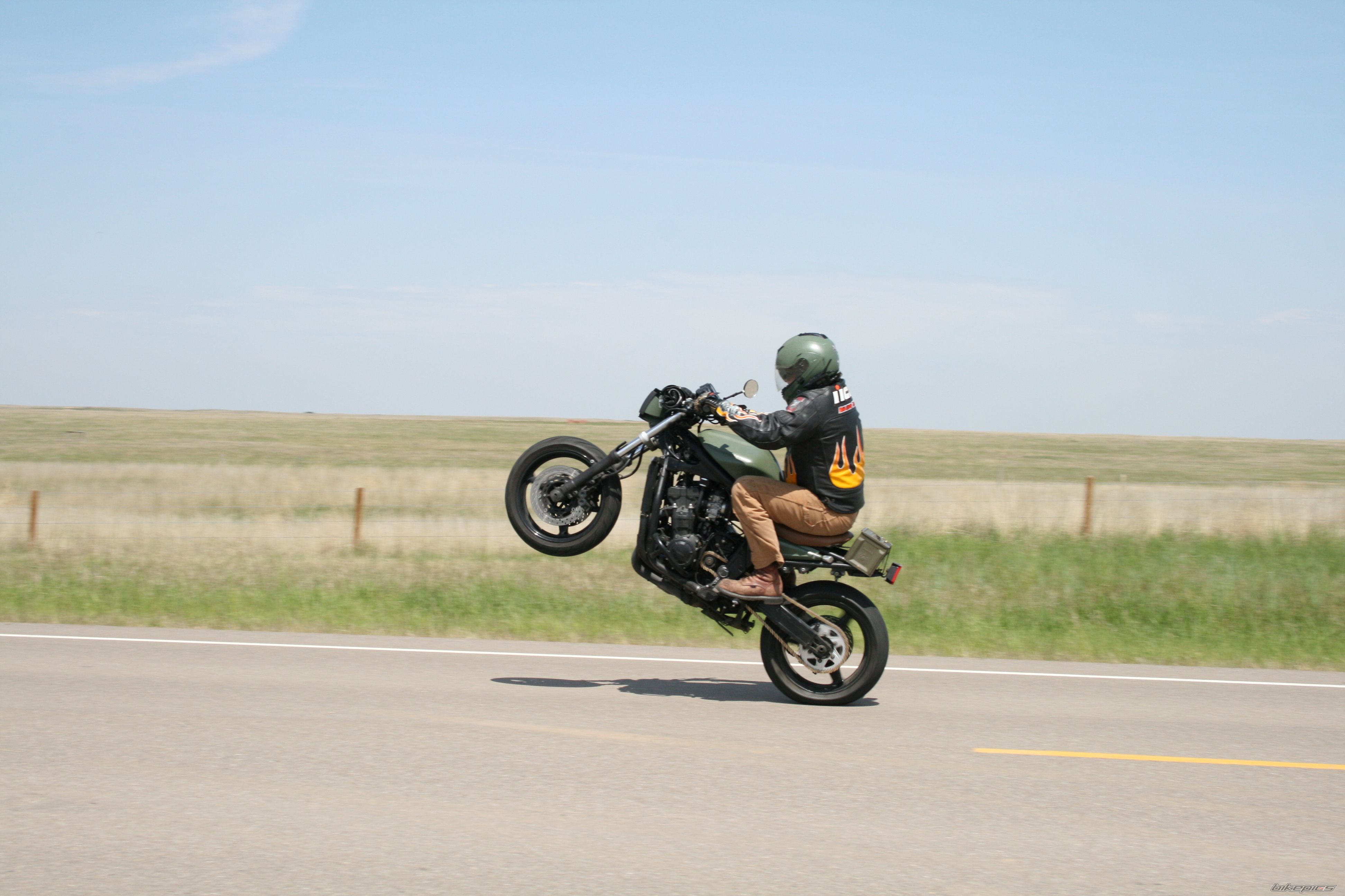 Bike Photo 1700151