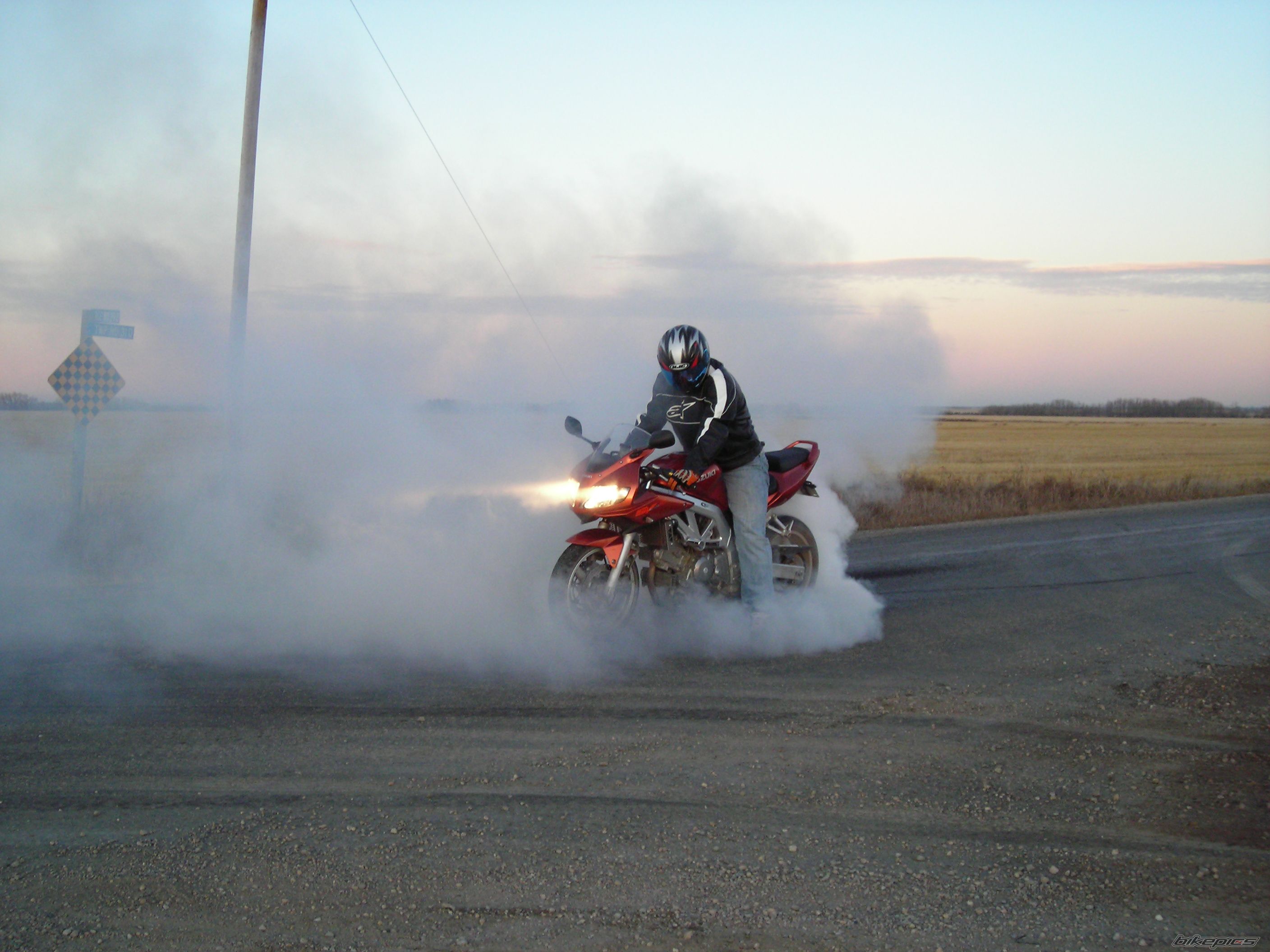 Bike Photo 1700335
