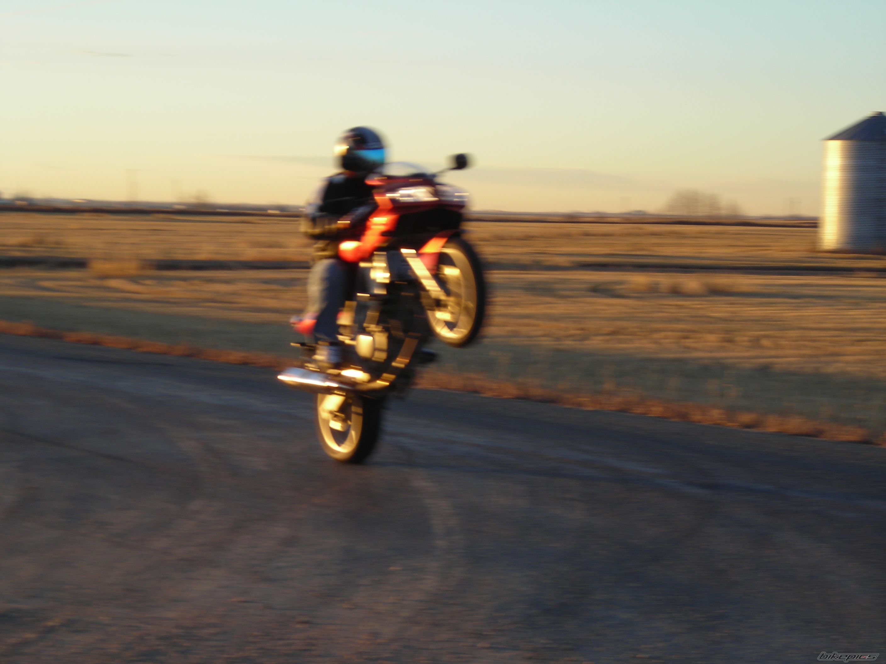 Bike Photo 1700339