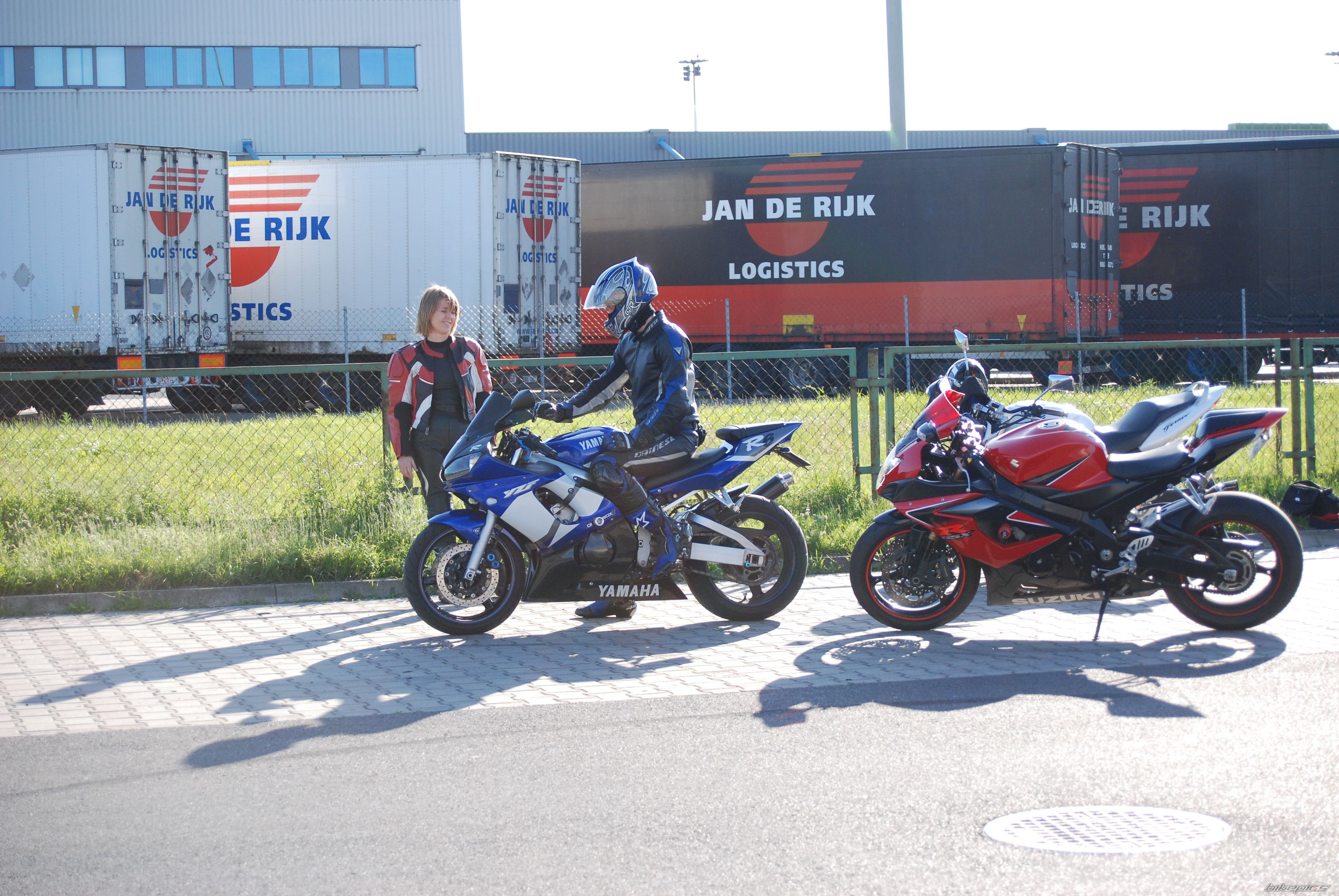 Bike Photo 1700475
