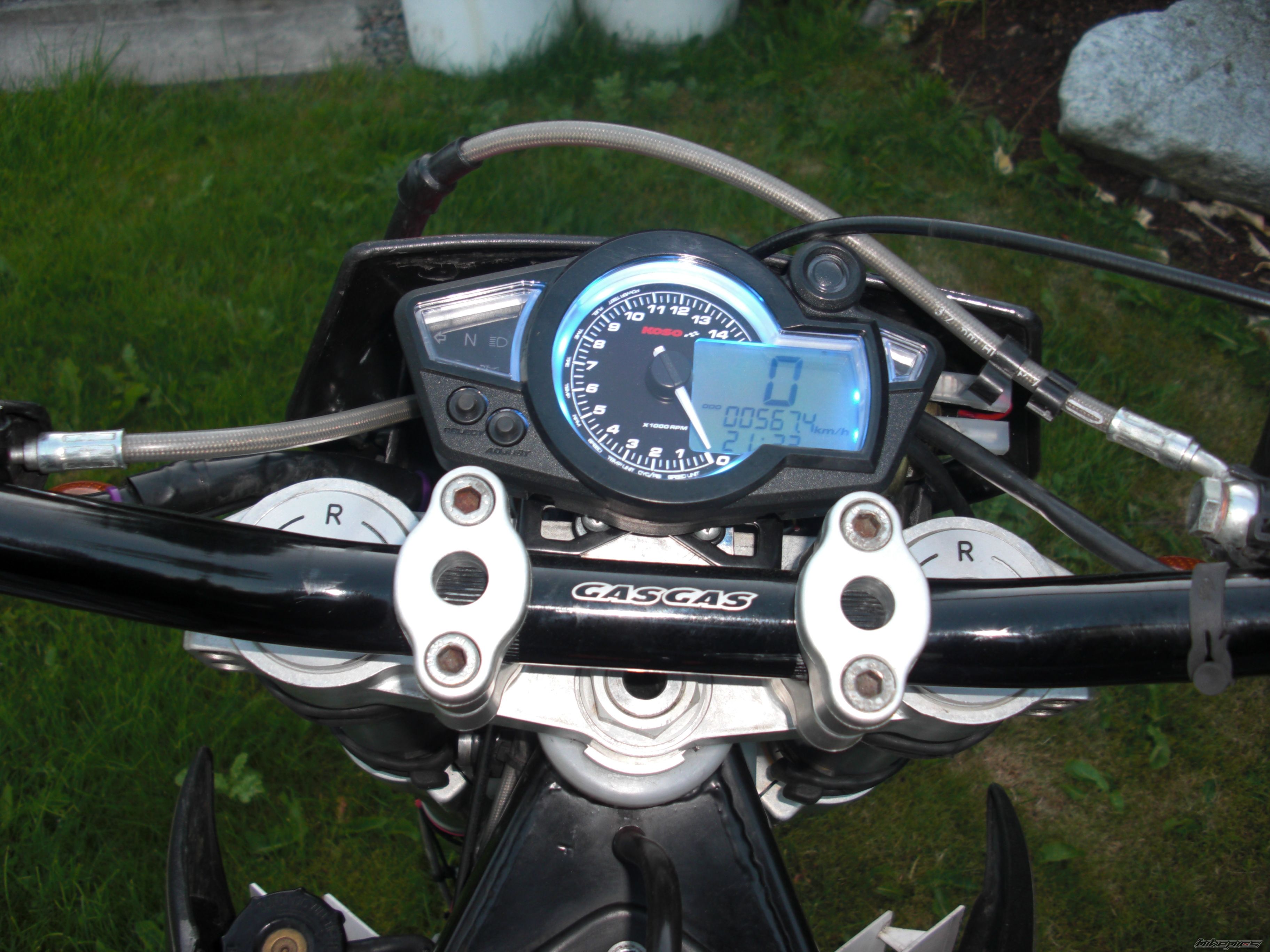 Photo 1700672