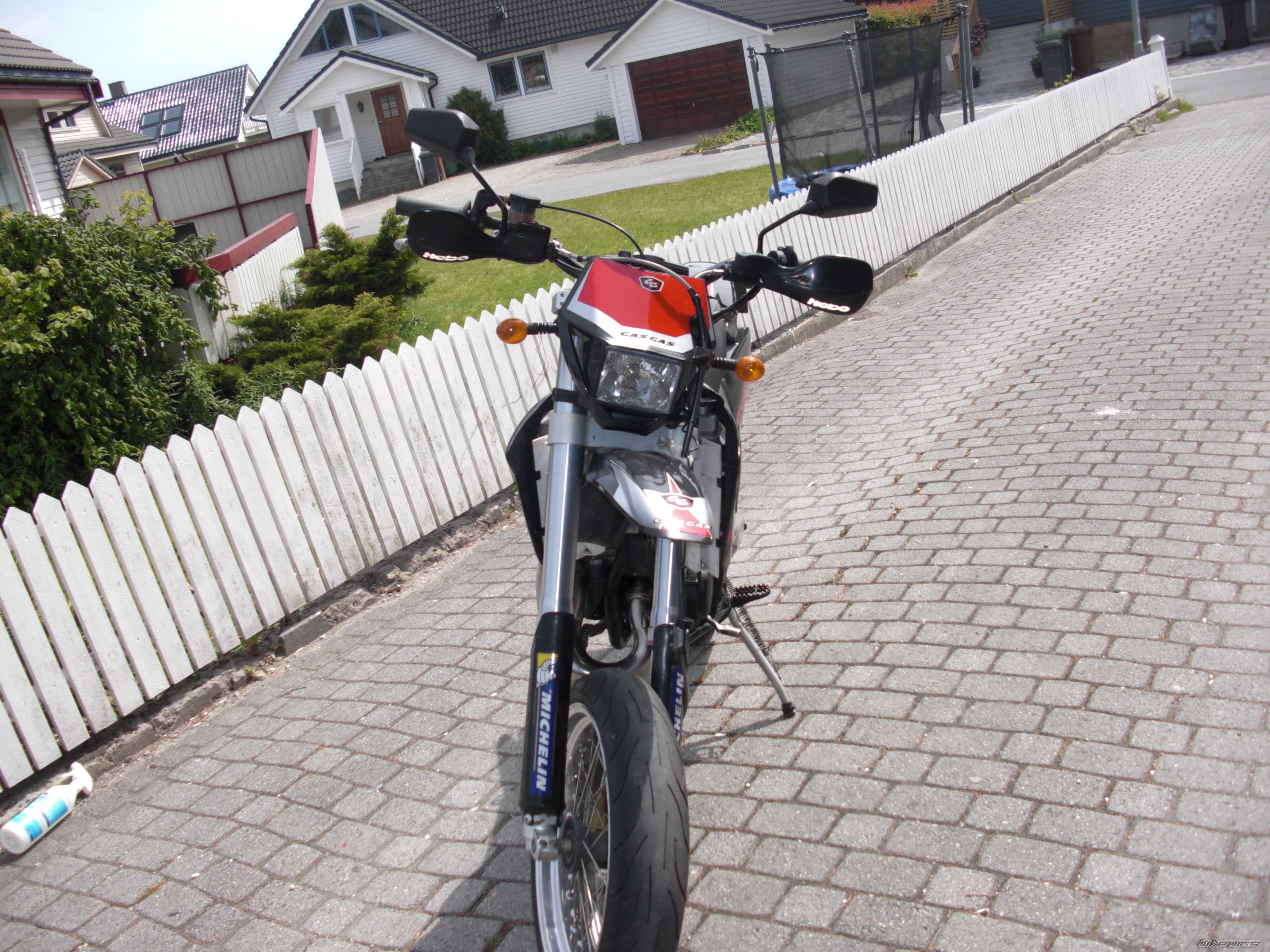 Bike Photo 1700687