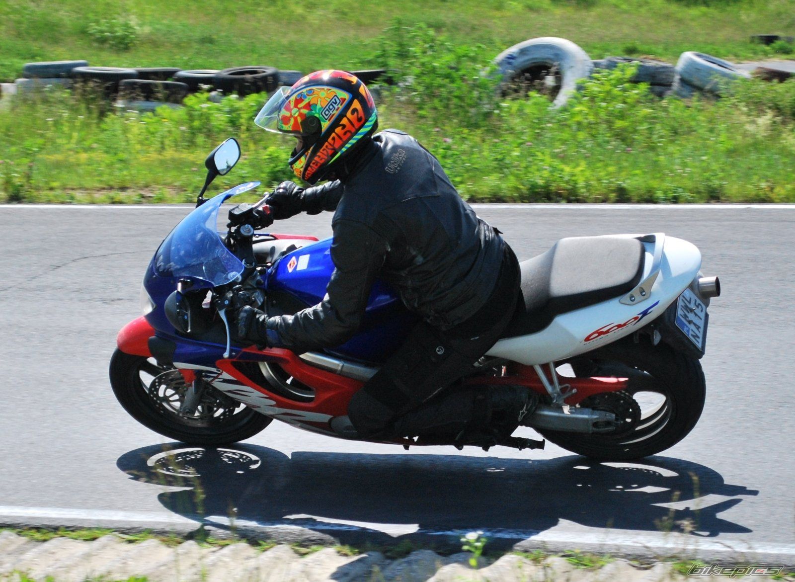 Bike Photo 1700708