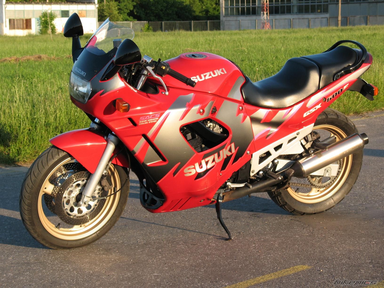 Photo 1700856