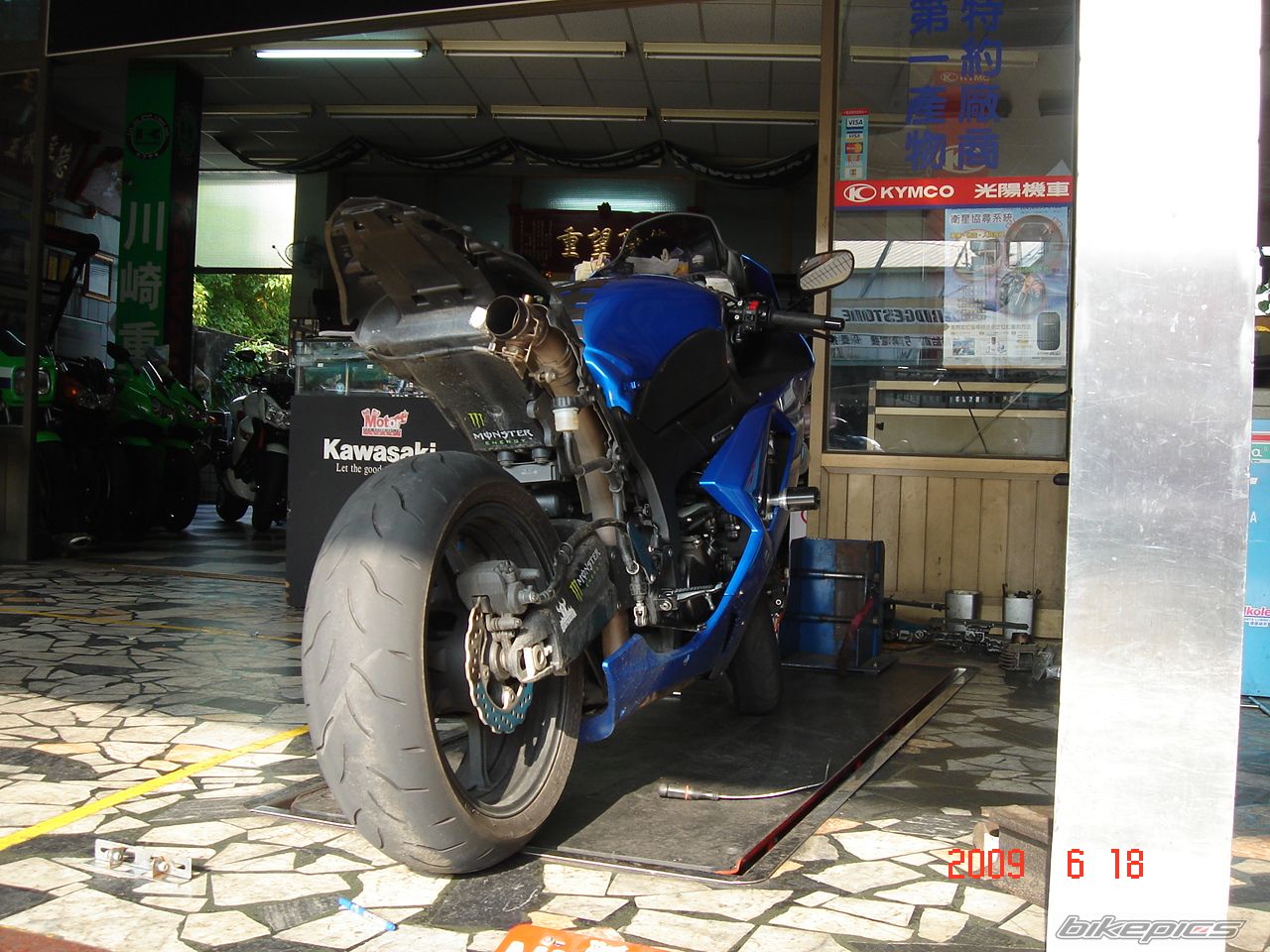 Bike Photo 1701579
