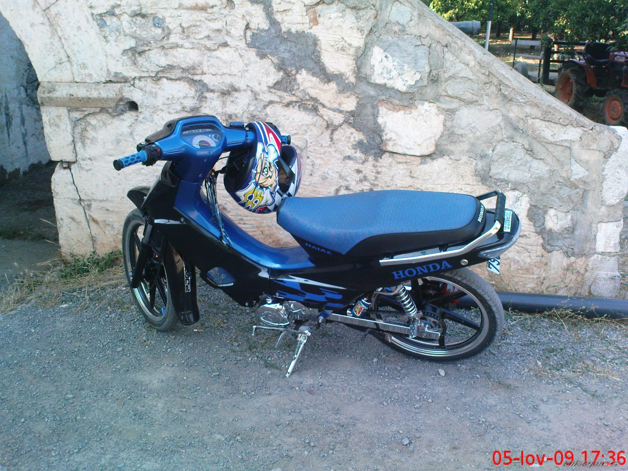 Photo 1701858
